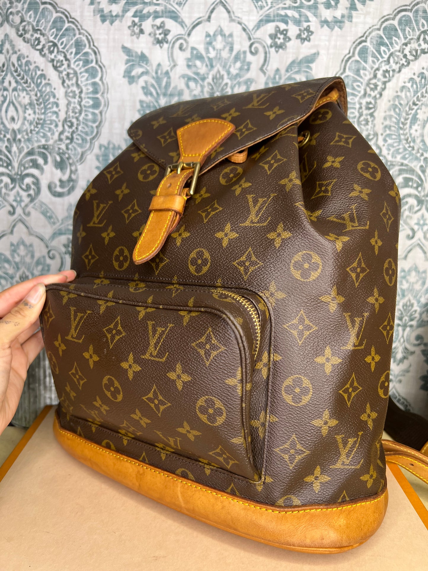 Louis Vuitton Montsouris GM