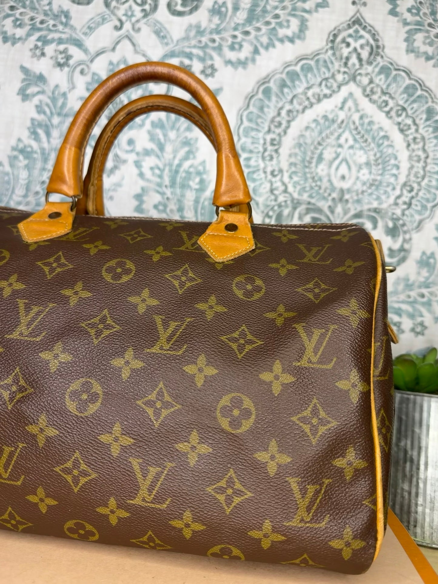 Louis Vuitton French Company Speedy 30