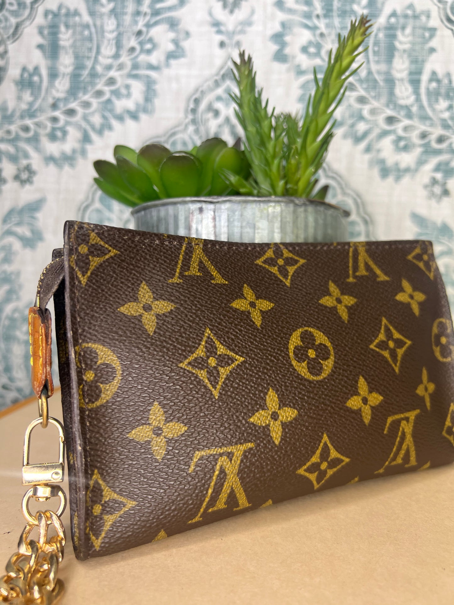 Louis Vuitton Bucket PM Pouch