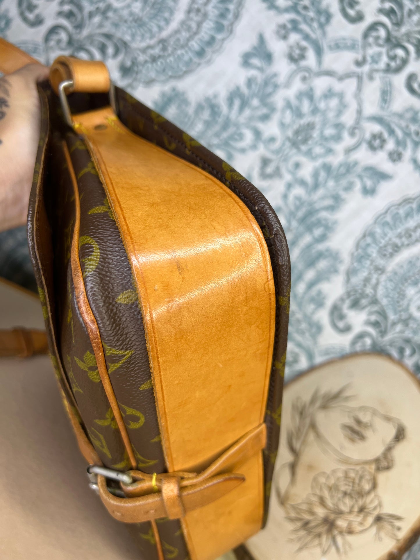 Louis Vuitton Cartouchiere GM