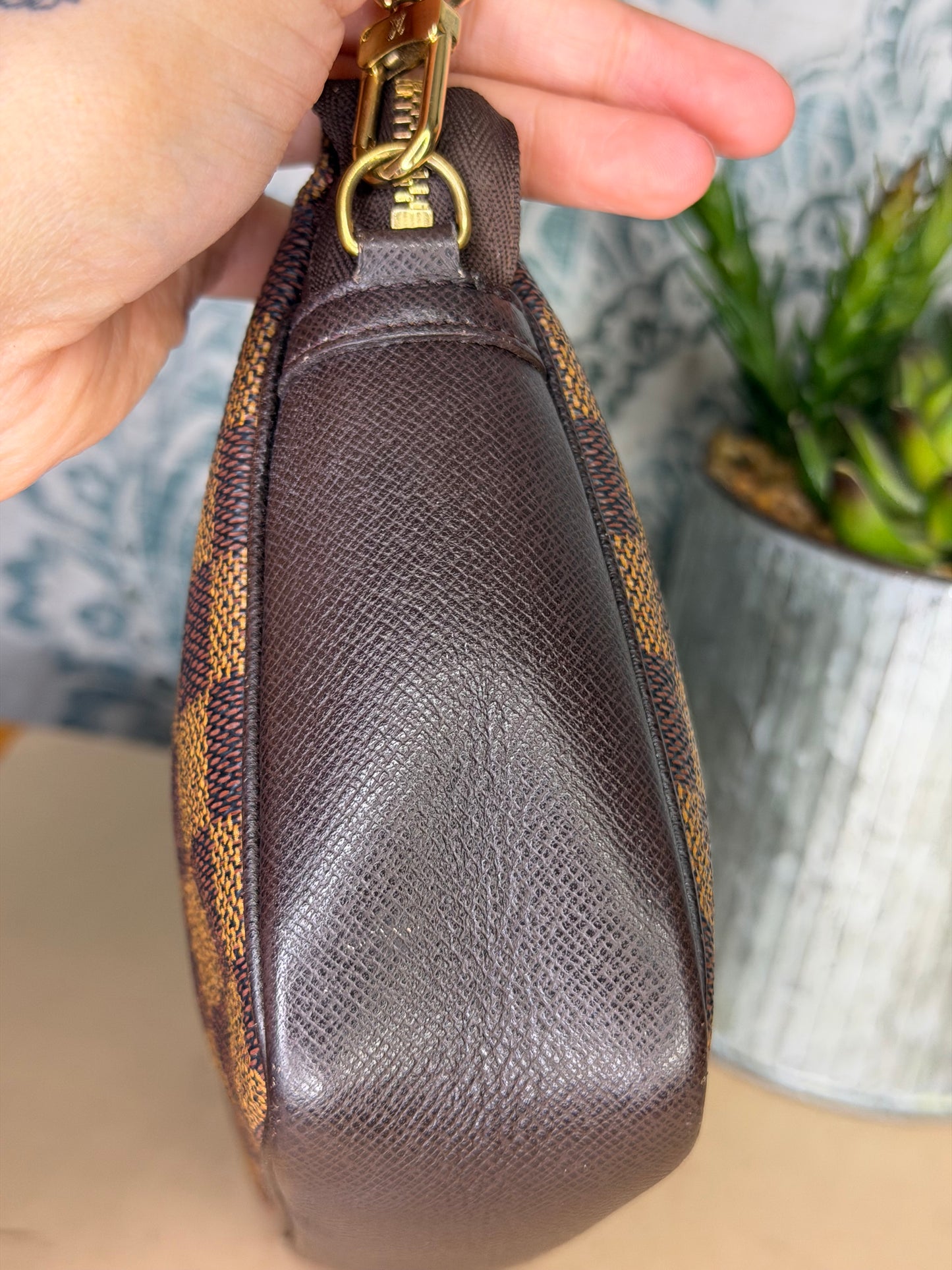 Louis Vuitton Damier Ebene Trousse Pochette