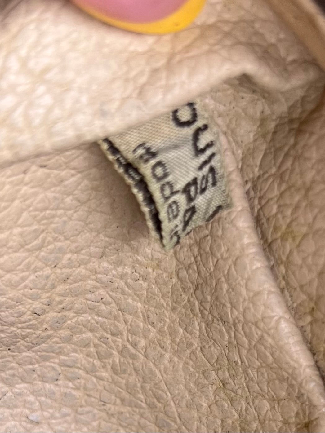 Louis Vuitton Trousse 28