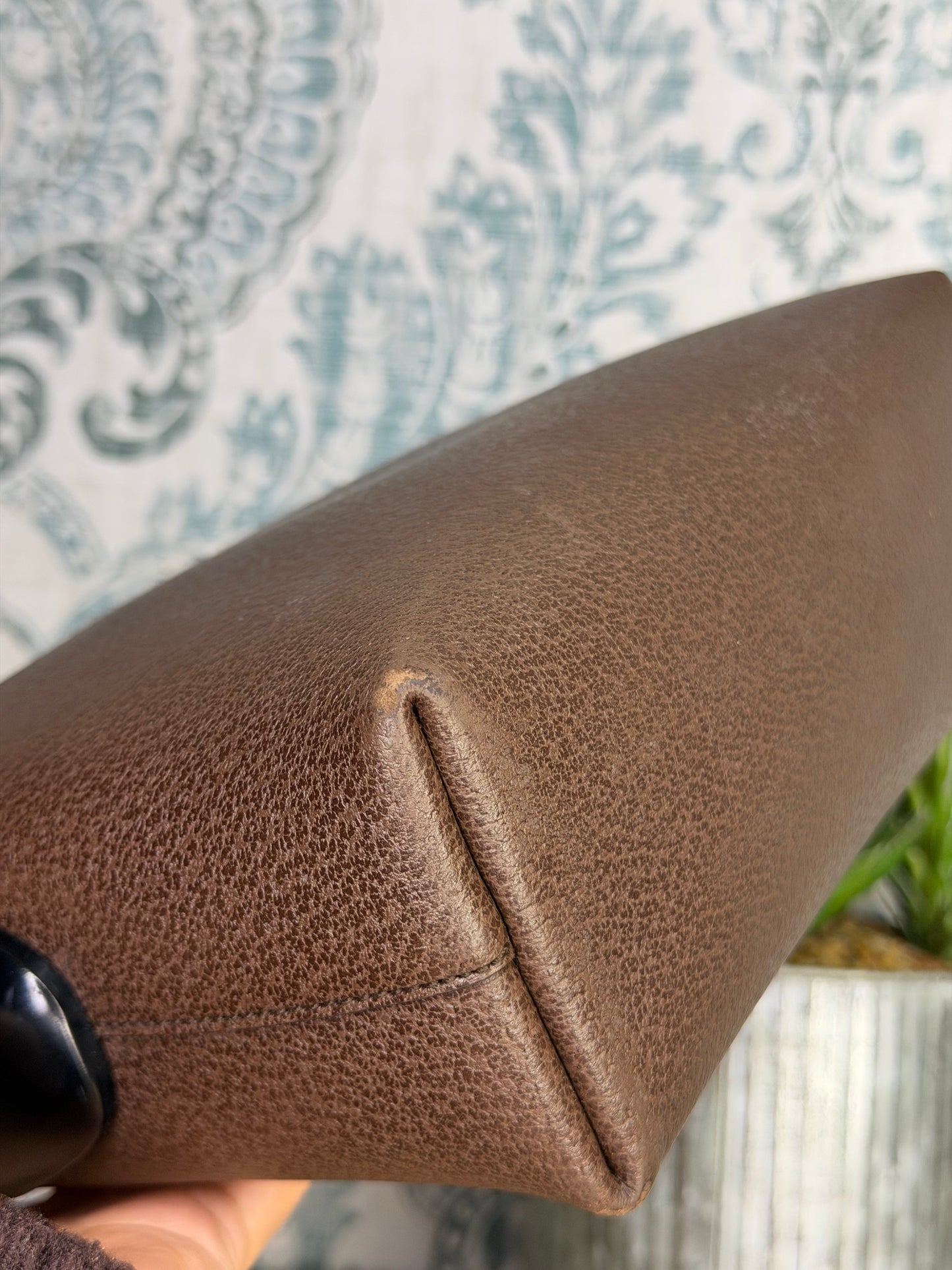 Gucci Vintage Brown Handbag with Pouch