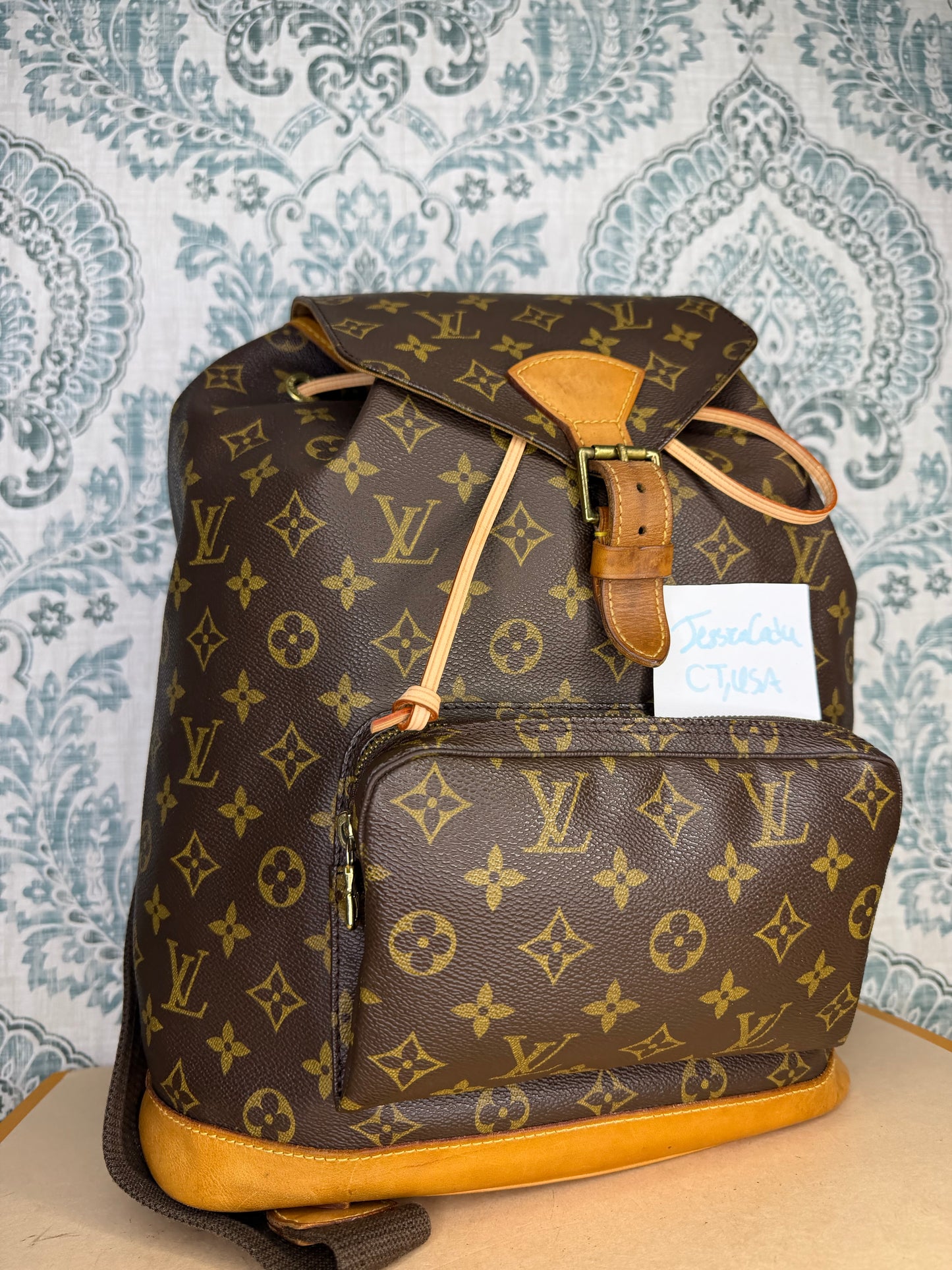 Louis Vuitton Montsouris GM