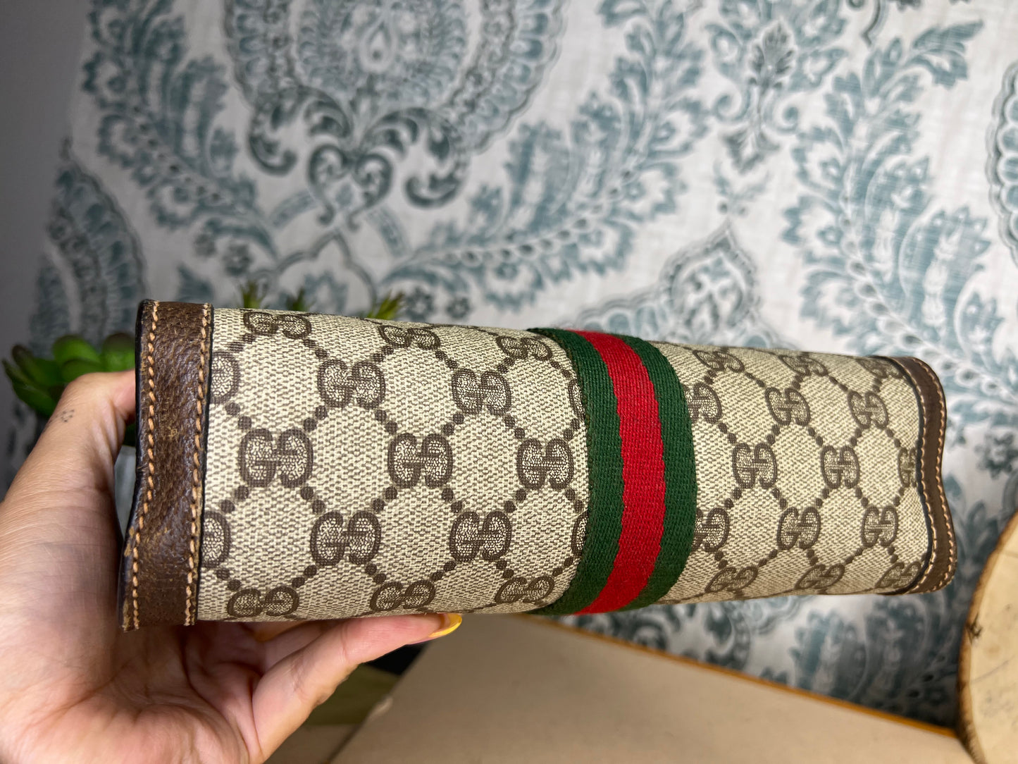 GG Supreme Brown Sherry Line Clutch