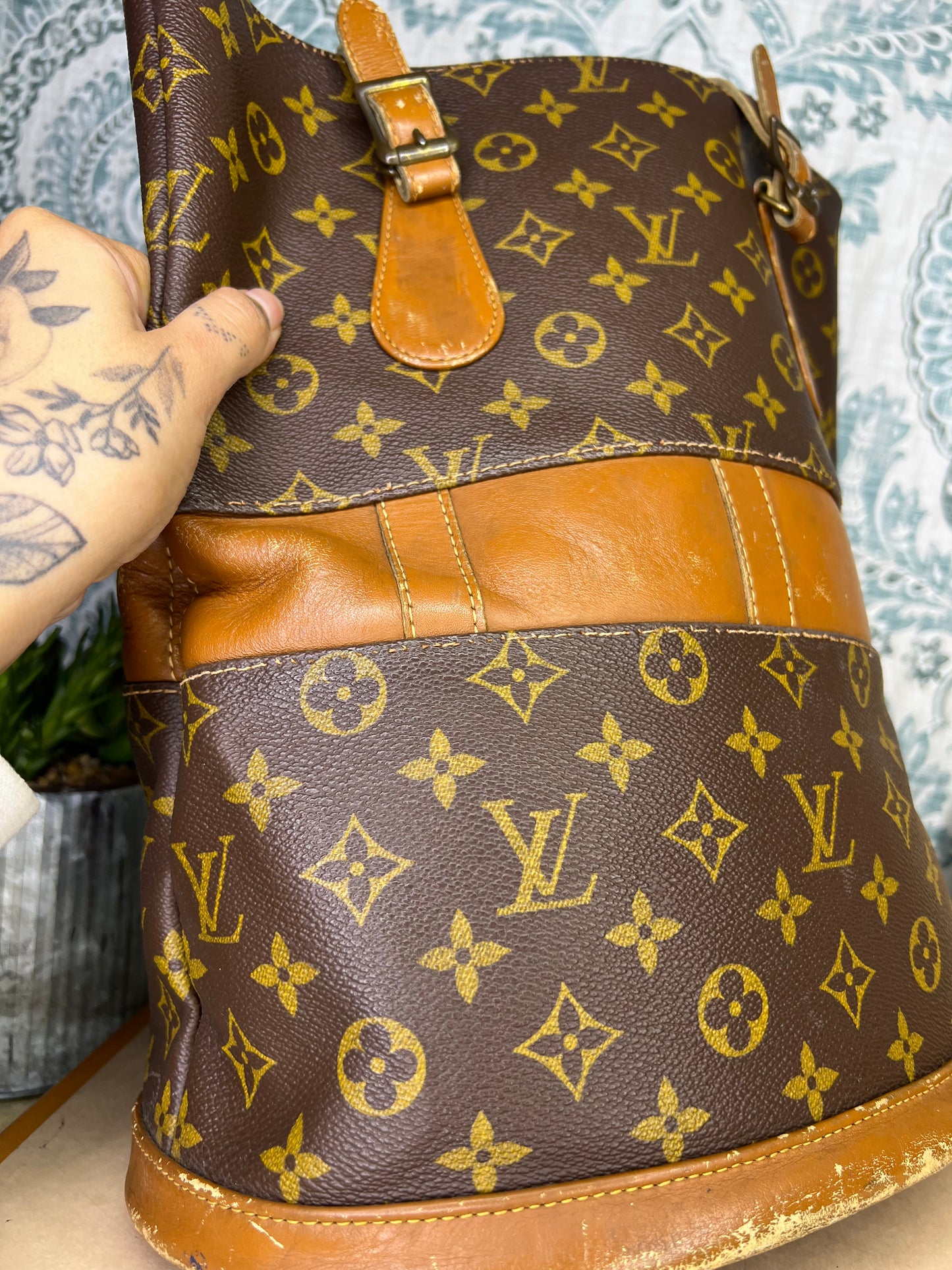 Louis Vuitton French Company Bucket GM
