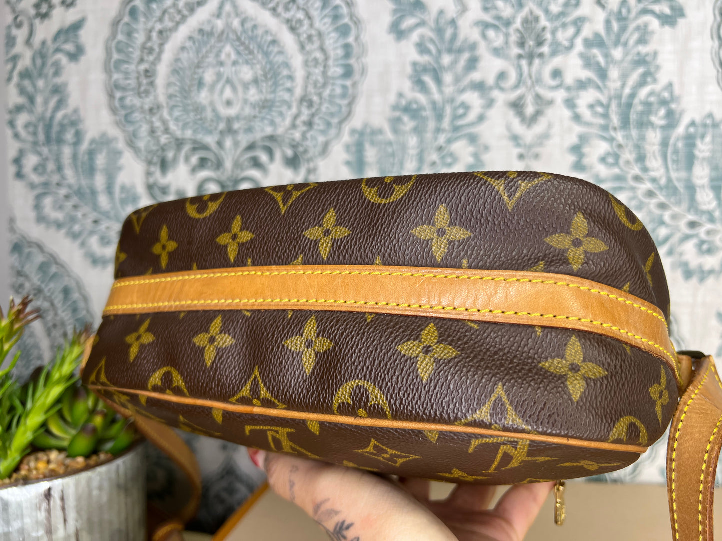 Louis Vuitton Senlis