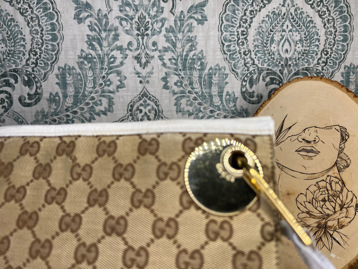 Gucci Eclipse Crossbody