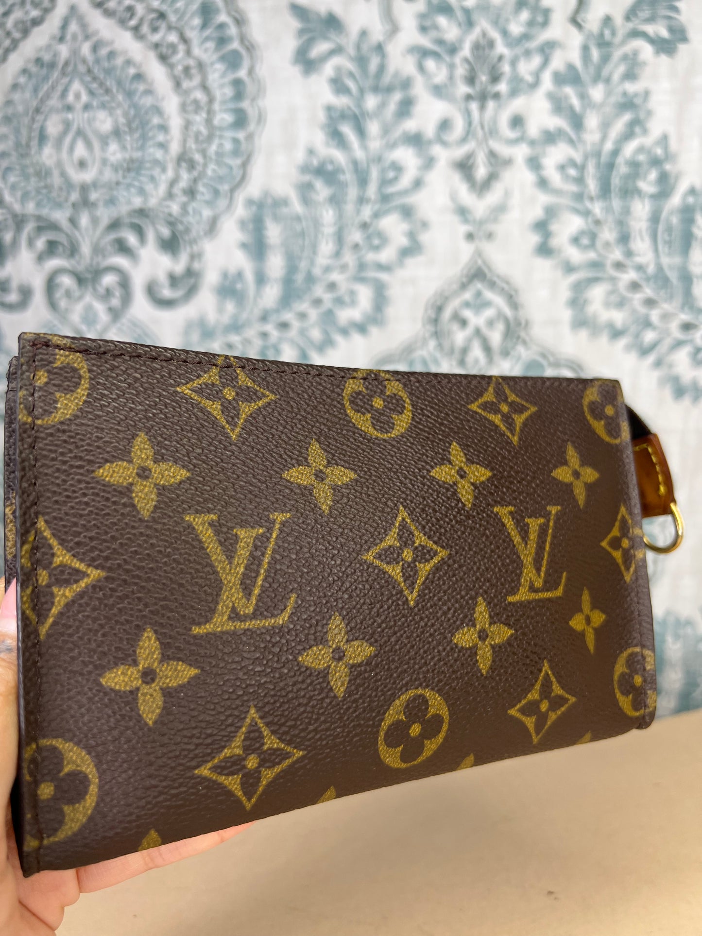 Louis Vuitton Bucket PM Pouch