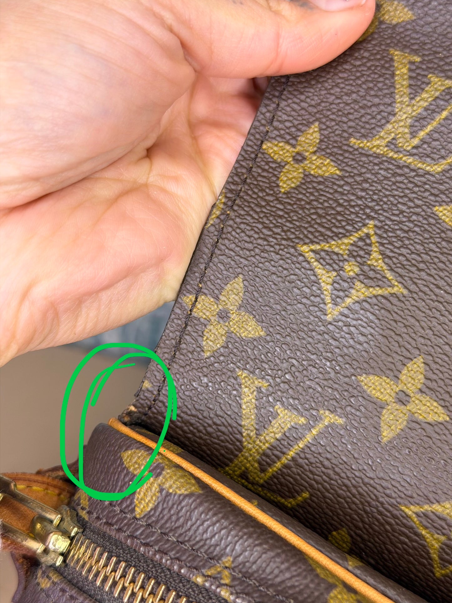 Louis Vuitton Saint Germain 24