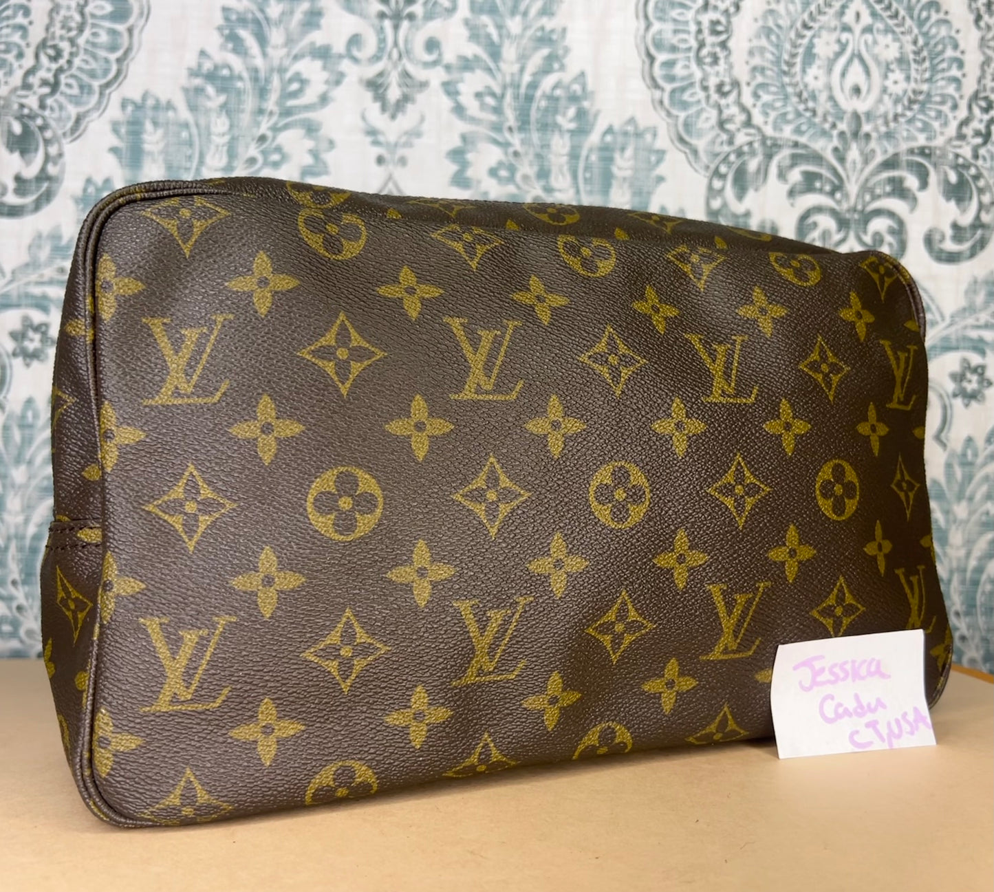 Louis Vuitton Trousse 28