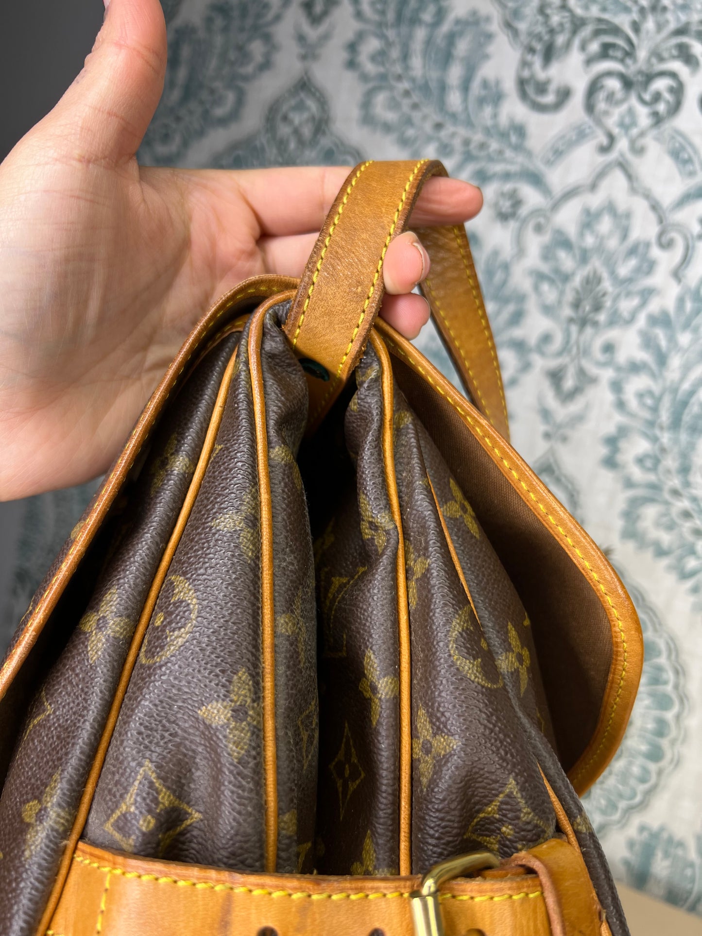 Louis Vuitton Saumur 30
