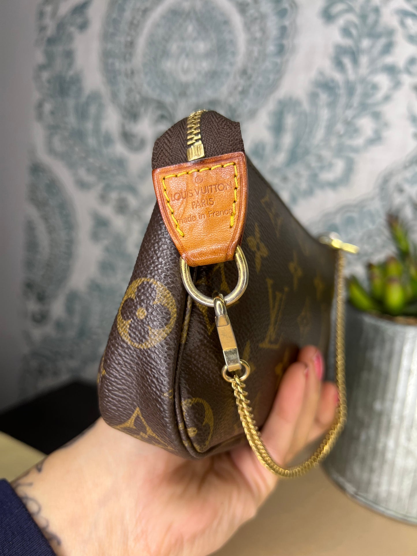 Louis Vuitton Monogram Bucket Pochette #1