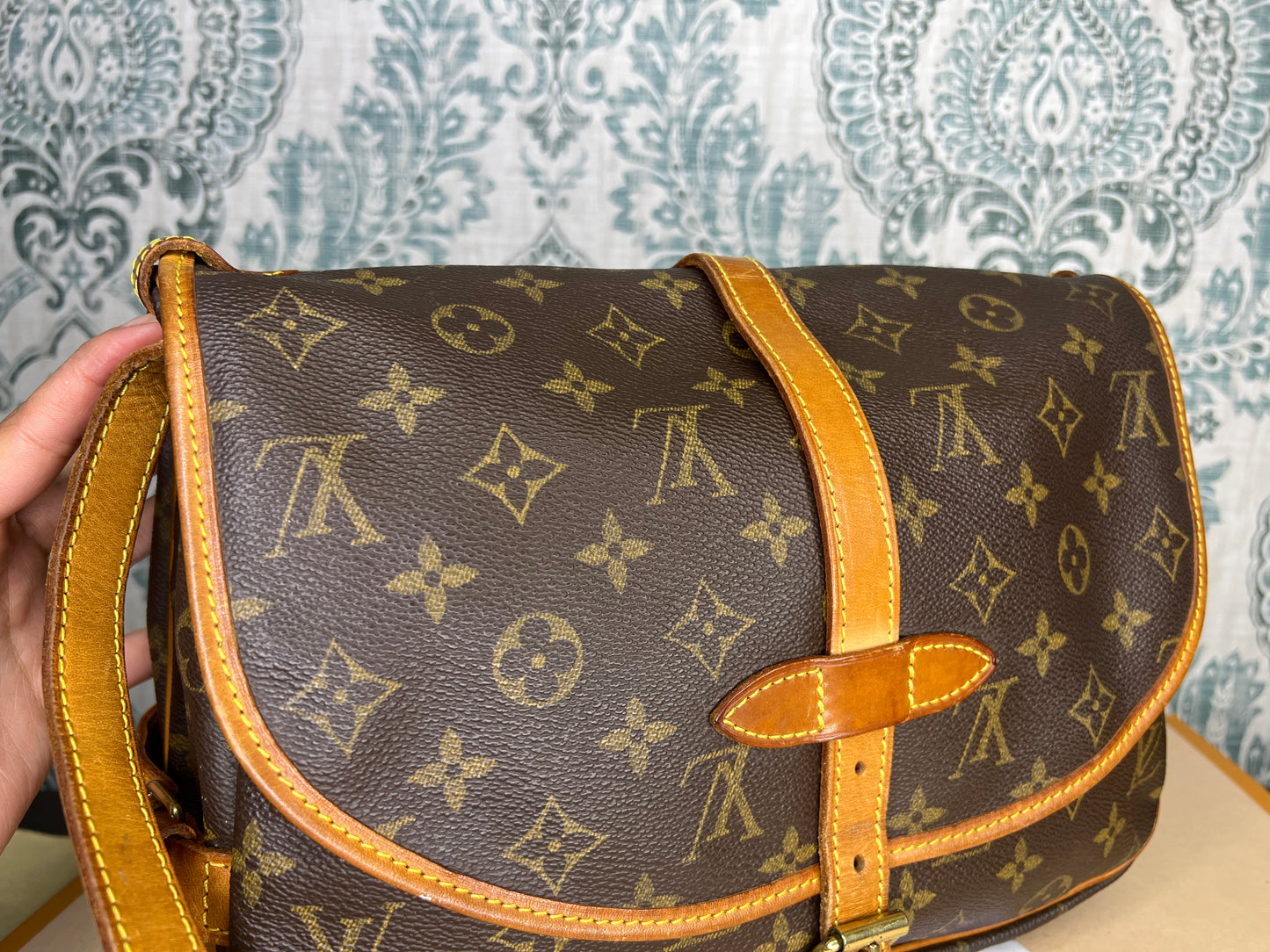 Louis Vuitton Saumur 30