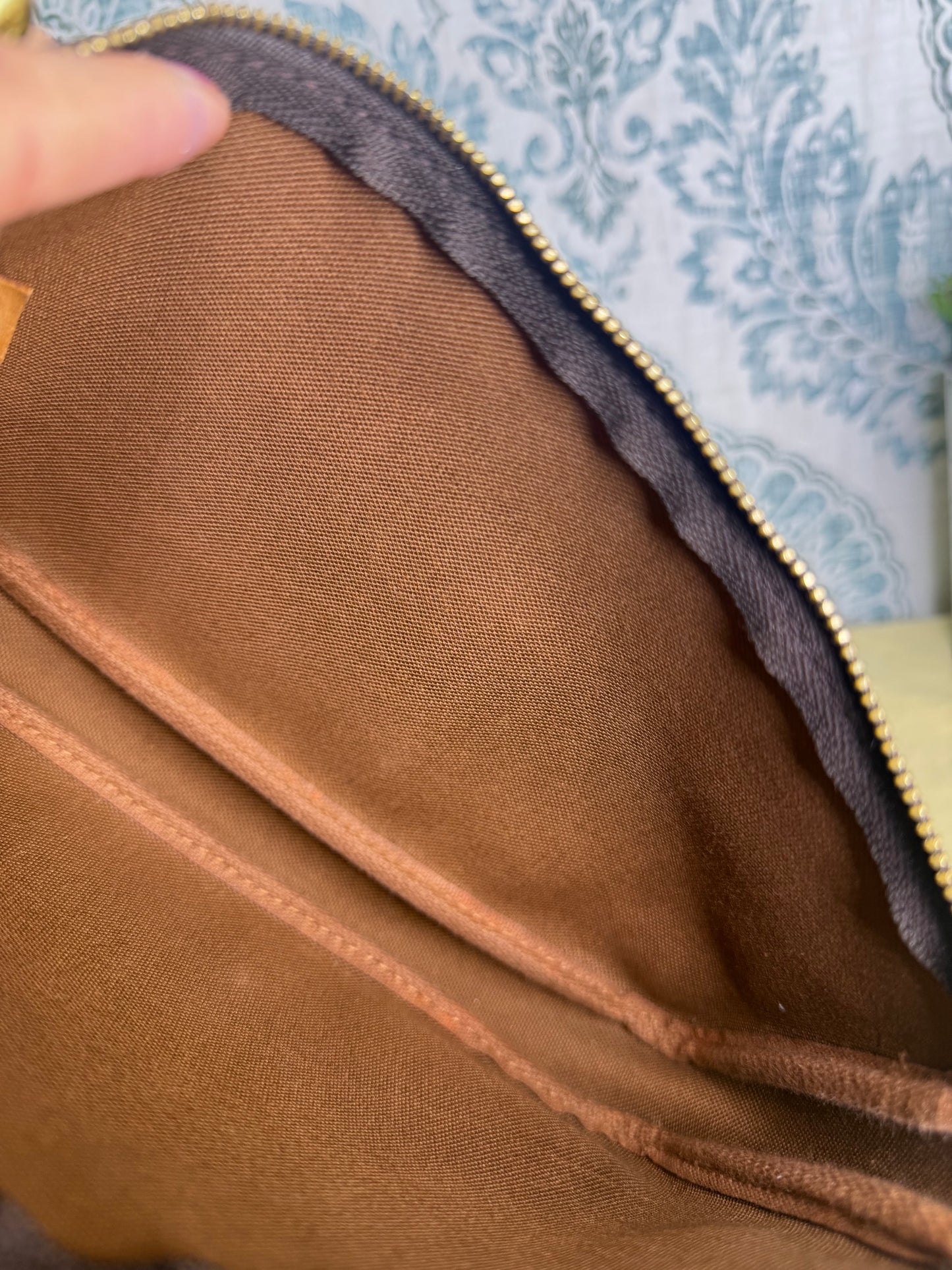 Louis Vuitton Pochette Accessories with Monogram Strap