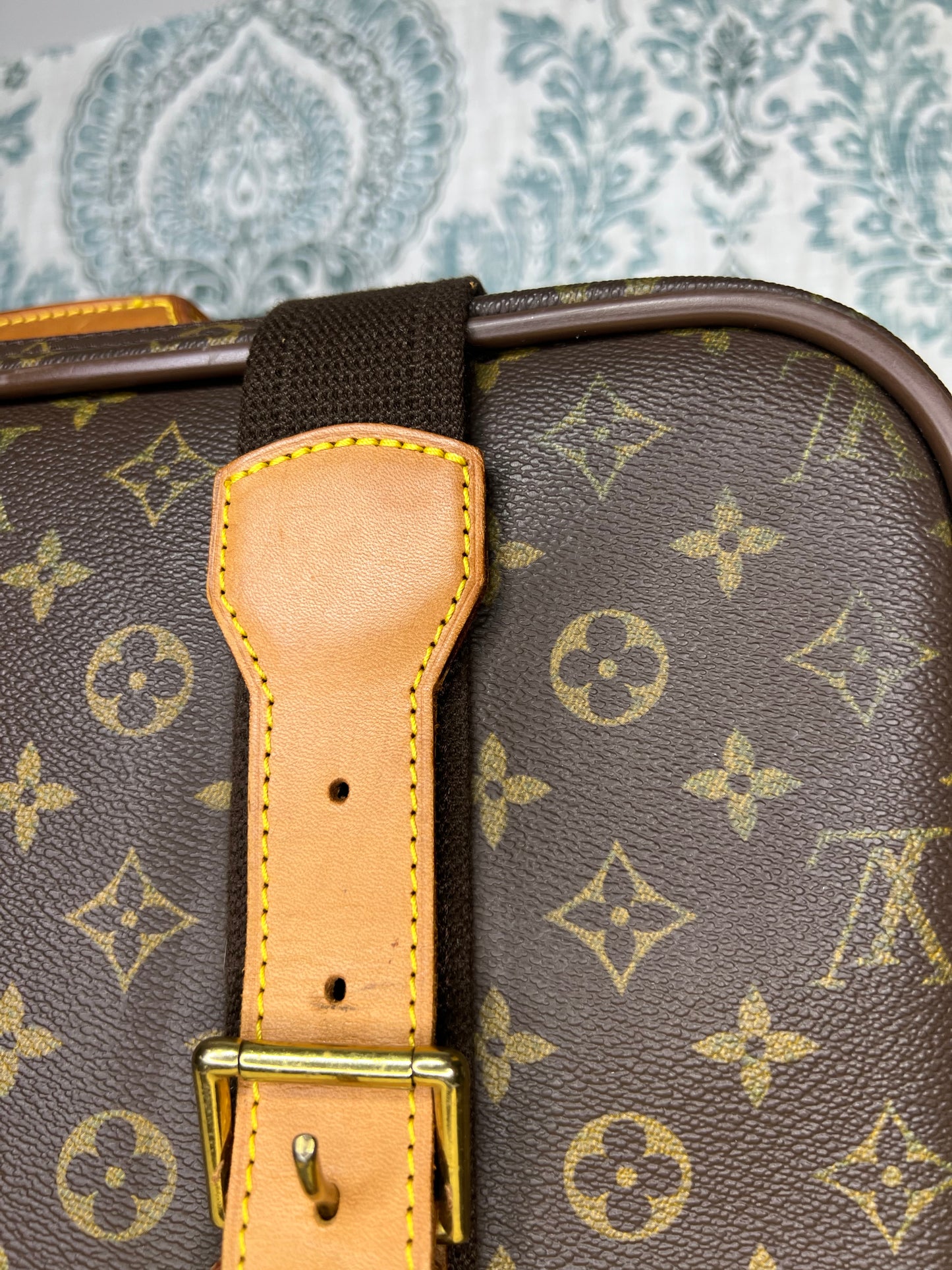 Satellite 53 Suit Case
