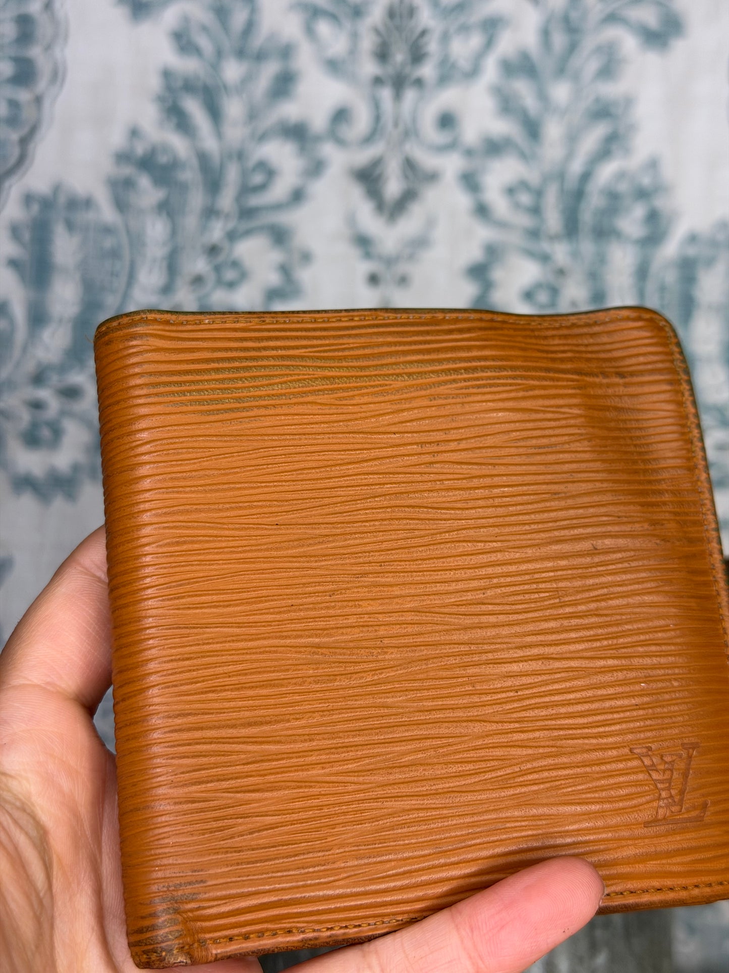Louis Vuitton Epi Bifold Canelle