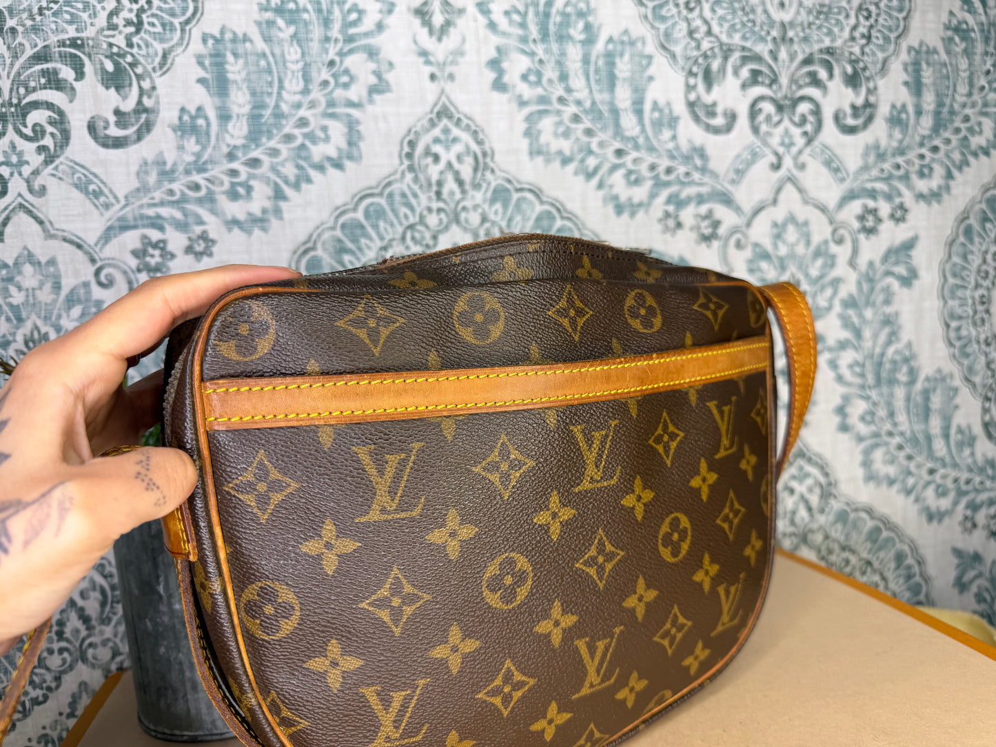 Louis Vuitton Jeune Fille GM (needs repair)