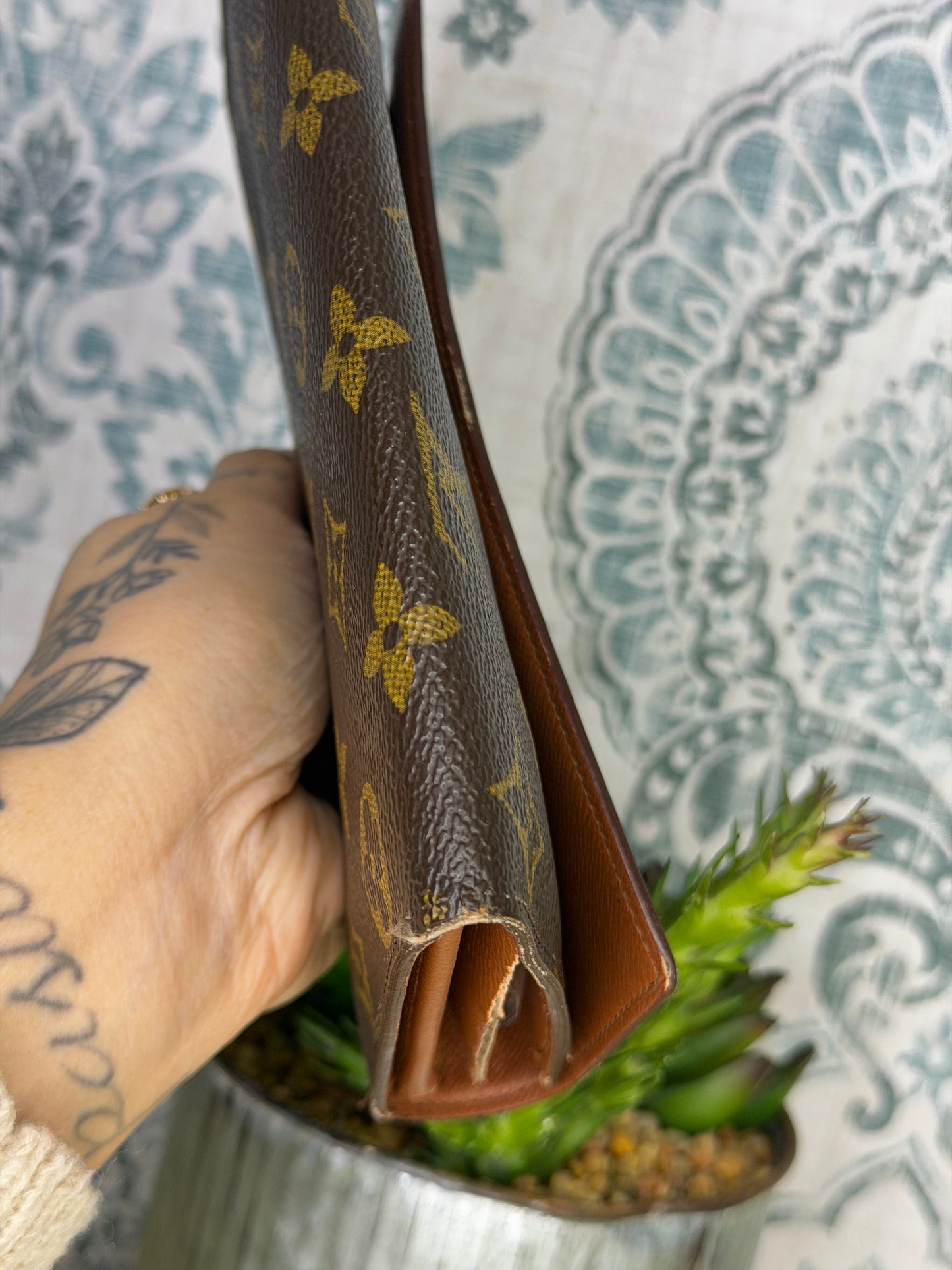 Louis Vuitton Sarah Wallet