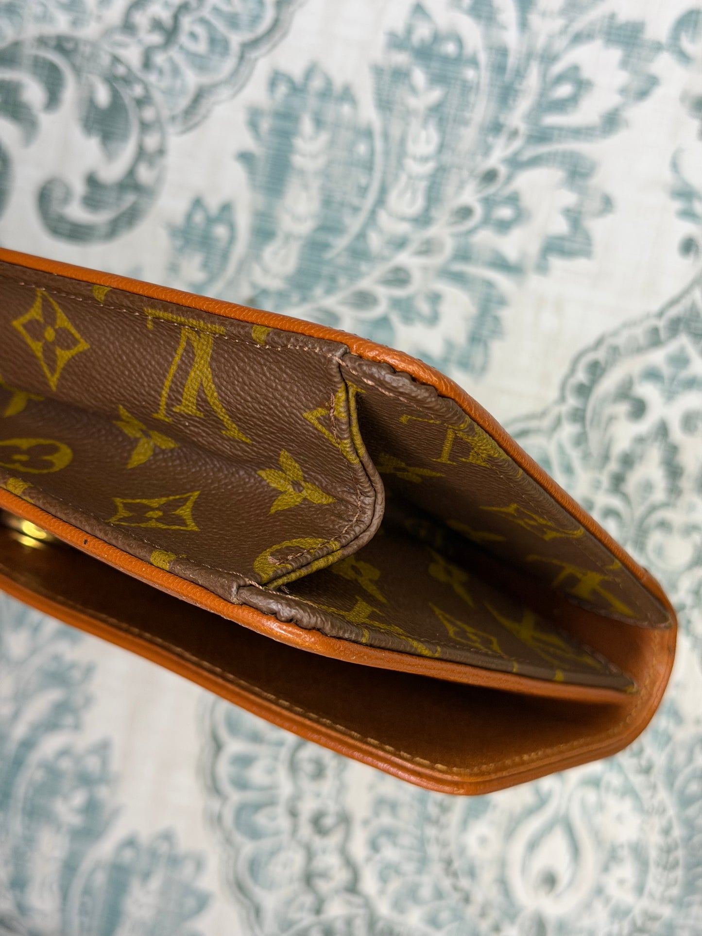 Louis Vuitton Pochette Dame PM Clutch