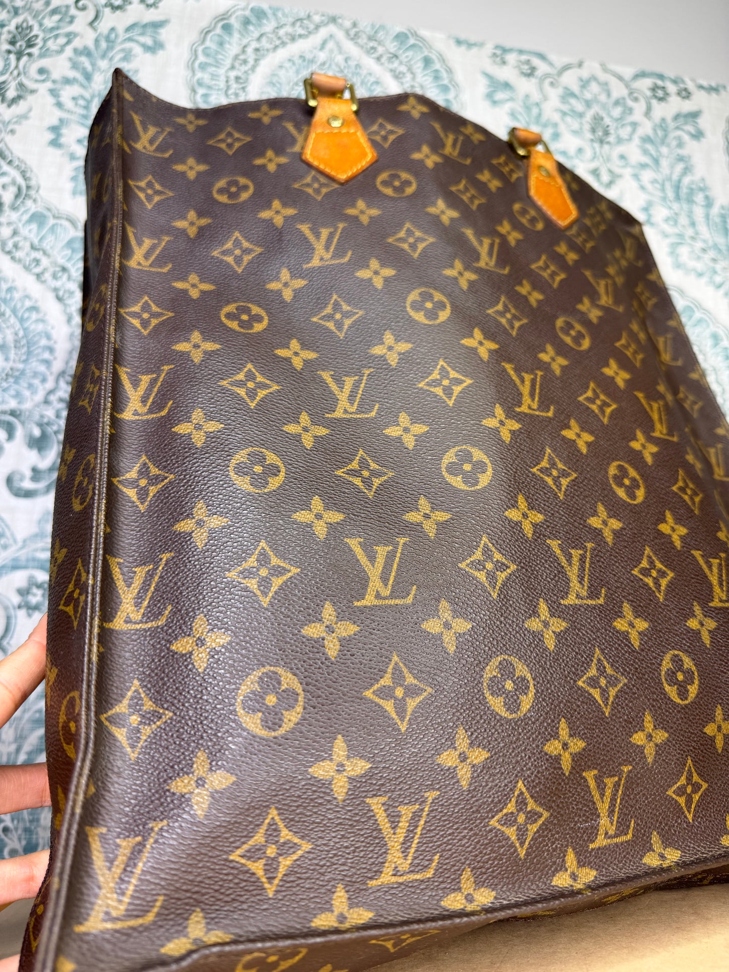 Louis Vuitton Sac Plat