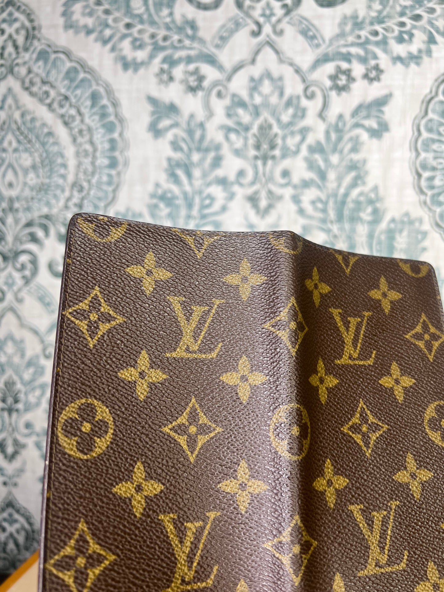 Louis Vuitton Monogram Vertical Checkbook Holder
