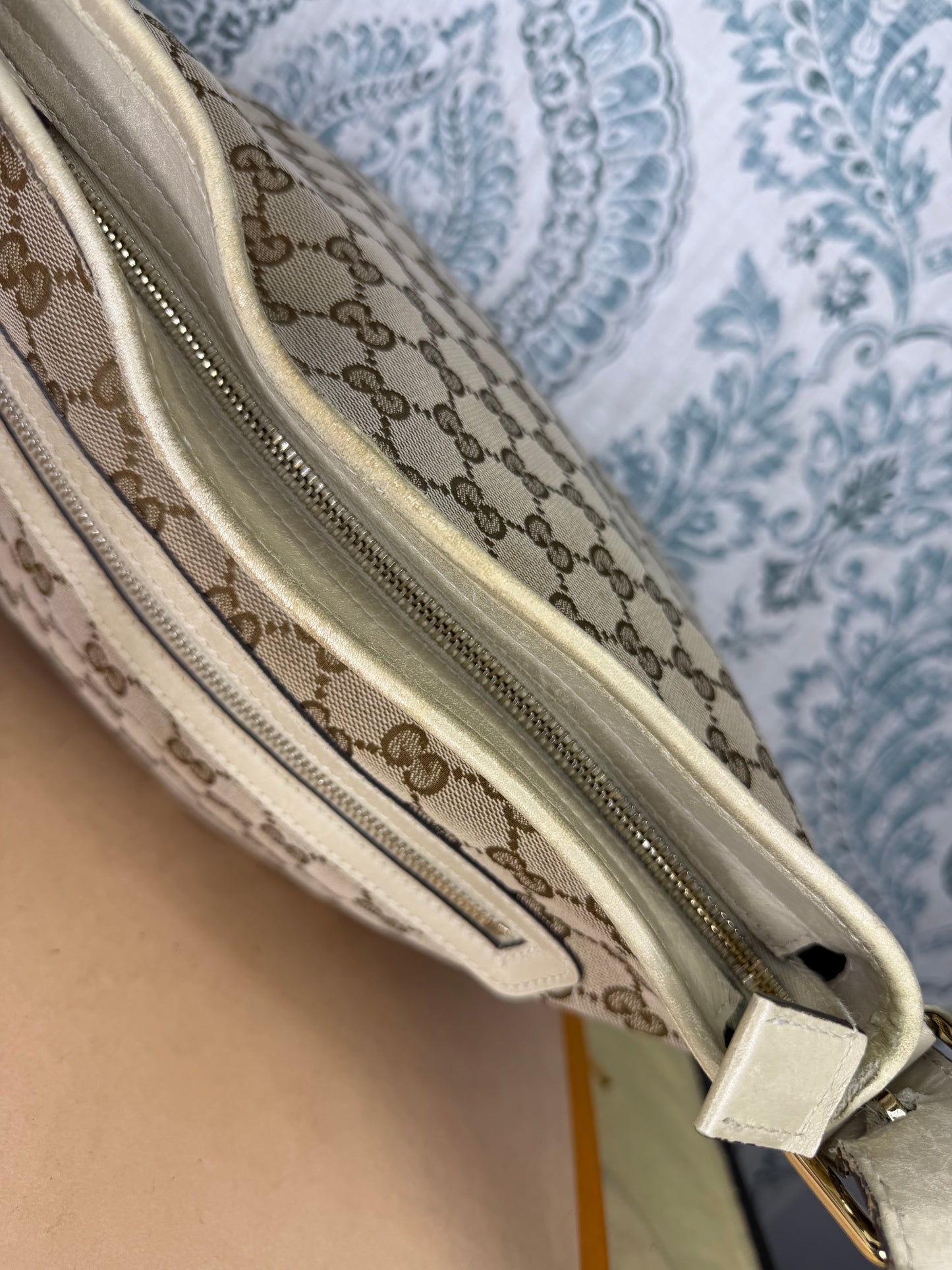 Gucci Canvas GG Beige Crossbody