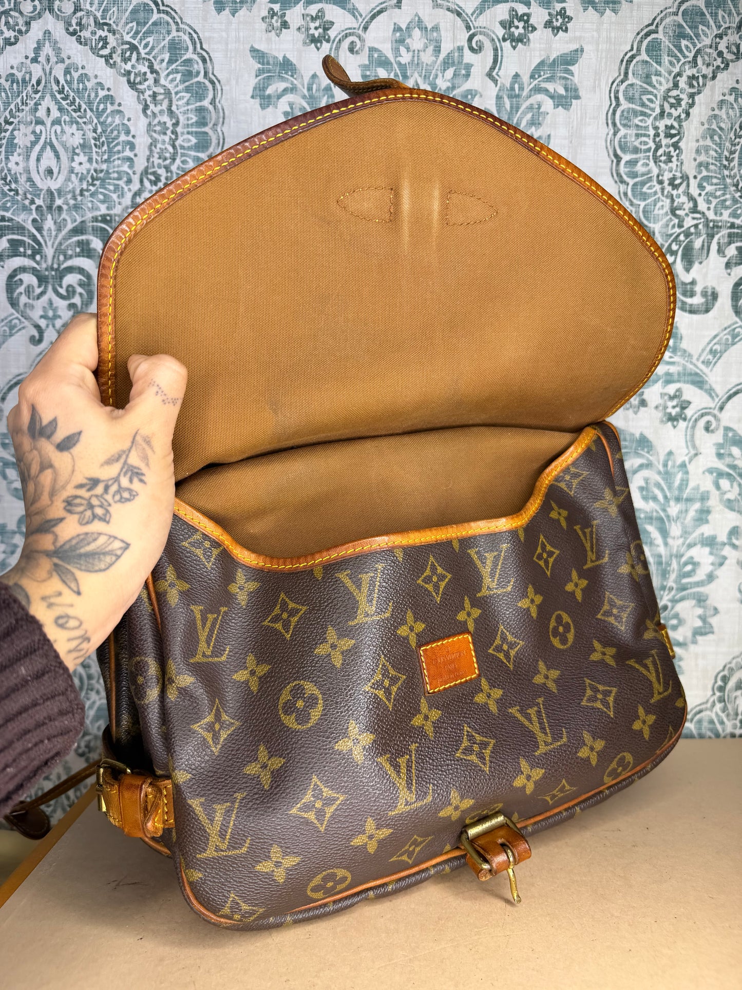 Louis Vuitton Saumur 30
