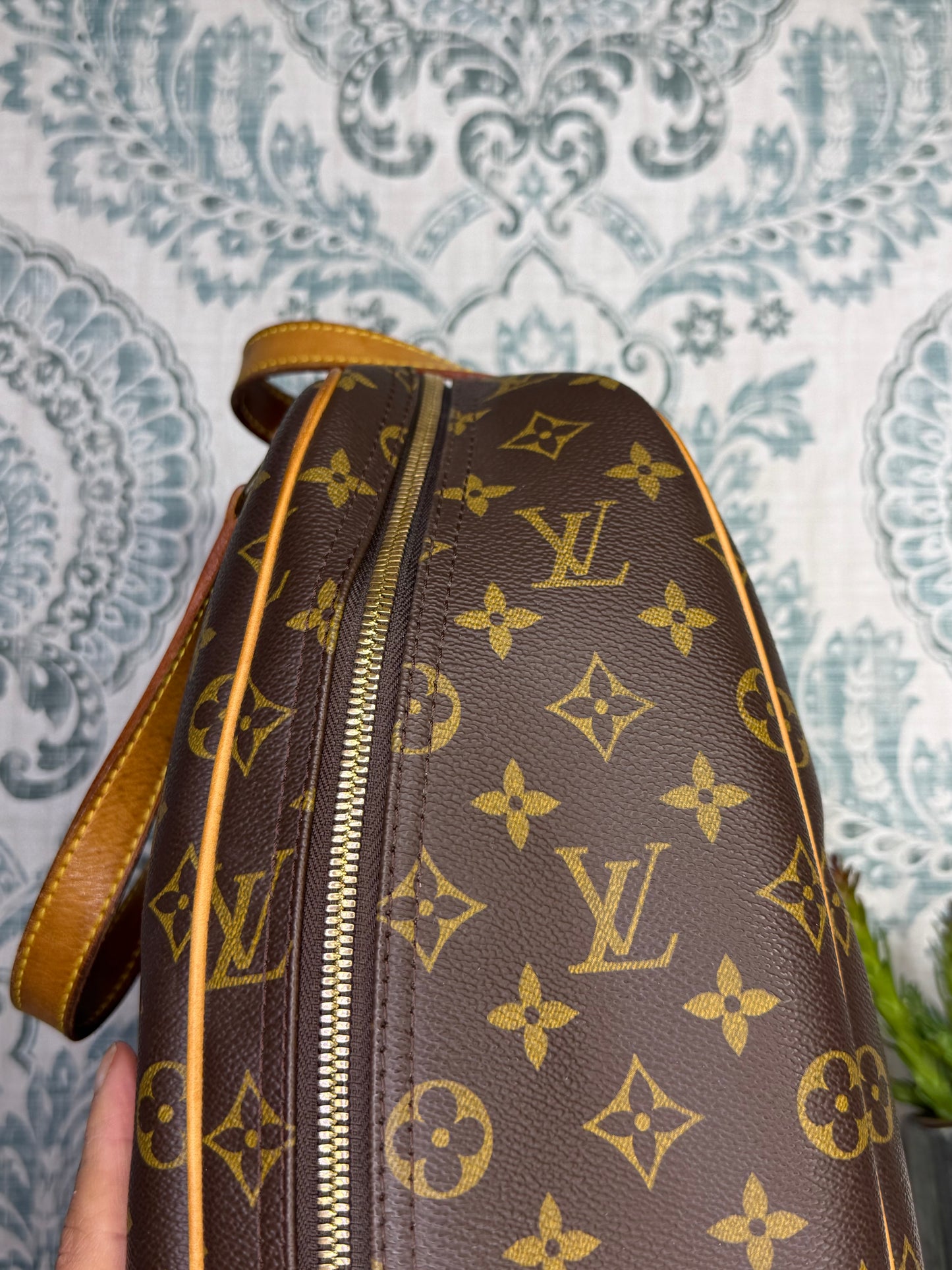 Louis Vuitton Excursion