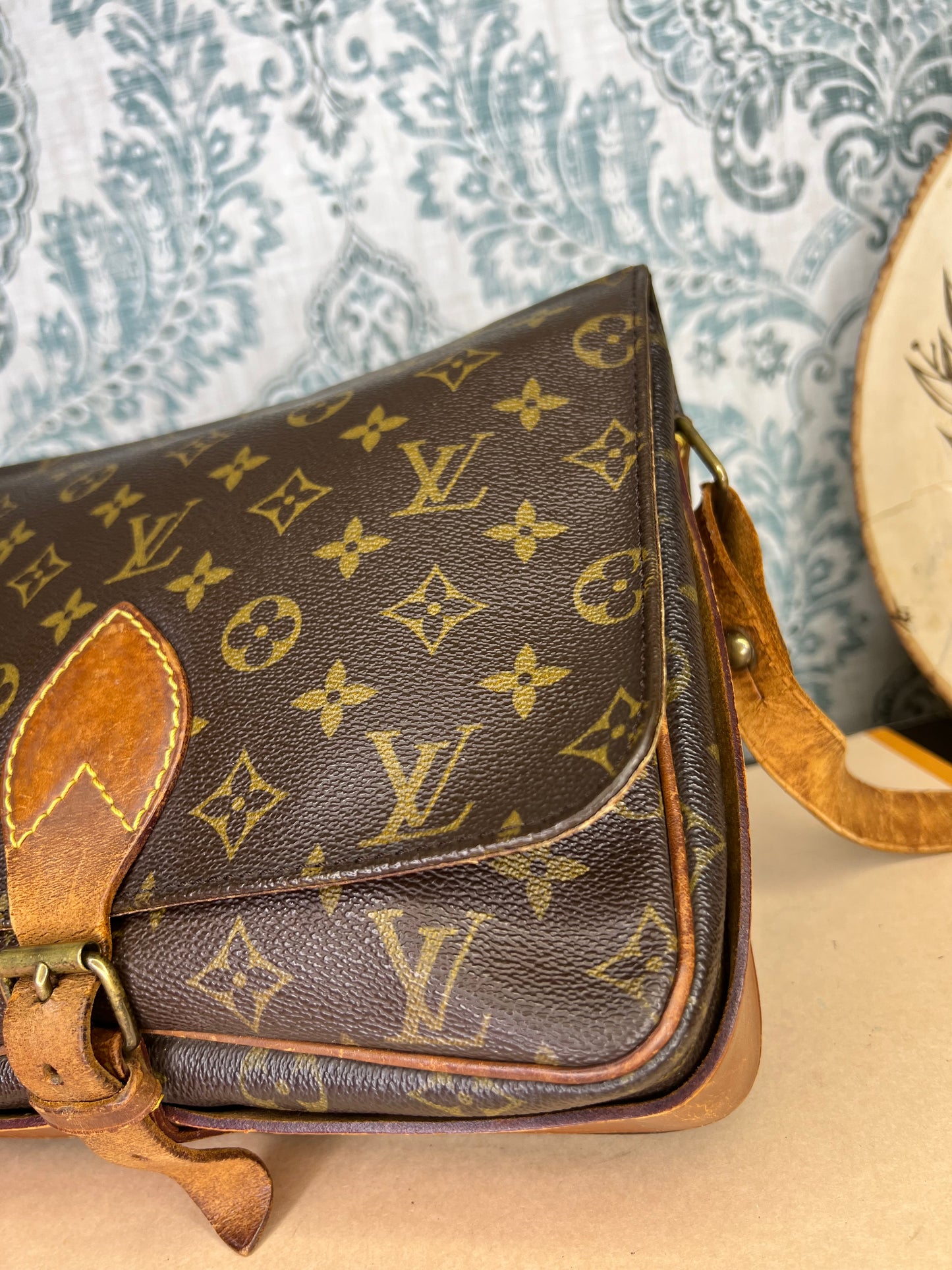 Louis Vuitton Cartouchiere GM