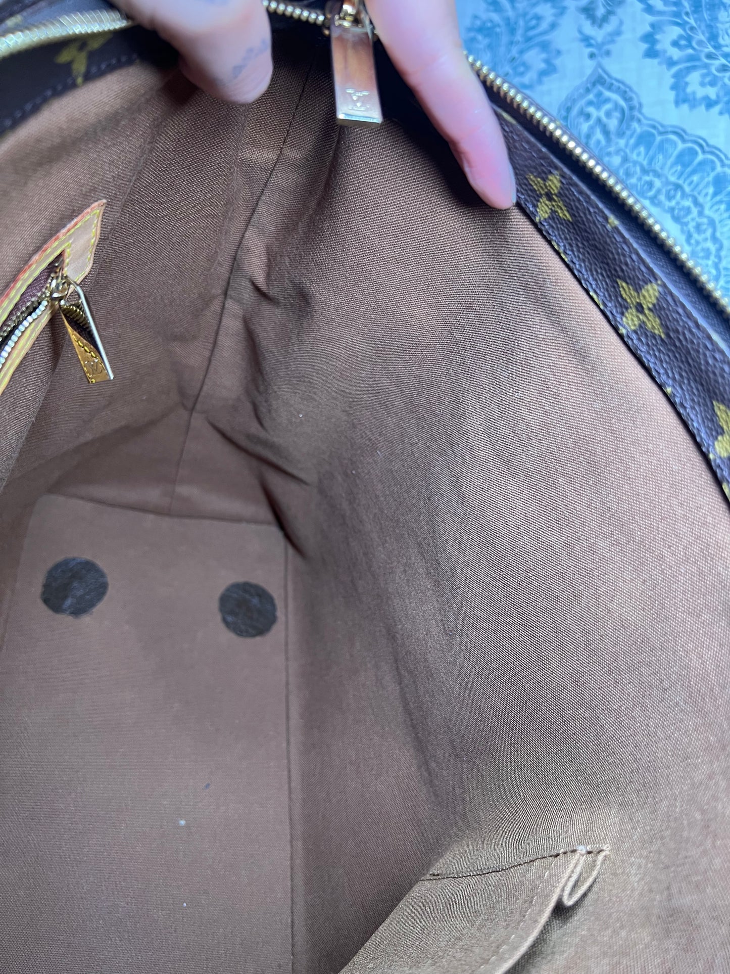 Louis Vuitton Cabas Mezzo