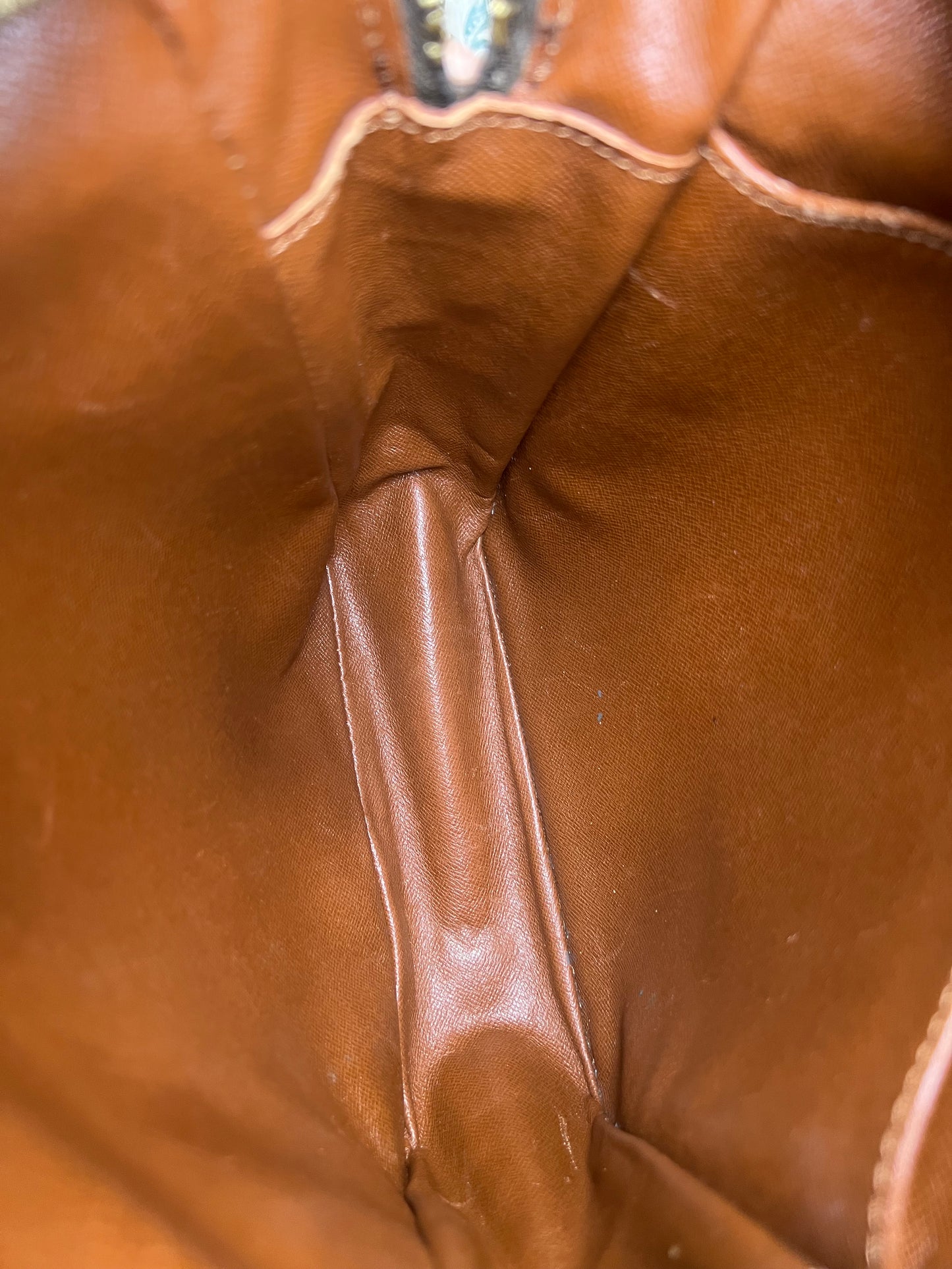 Louis Vuitton Danube MM