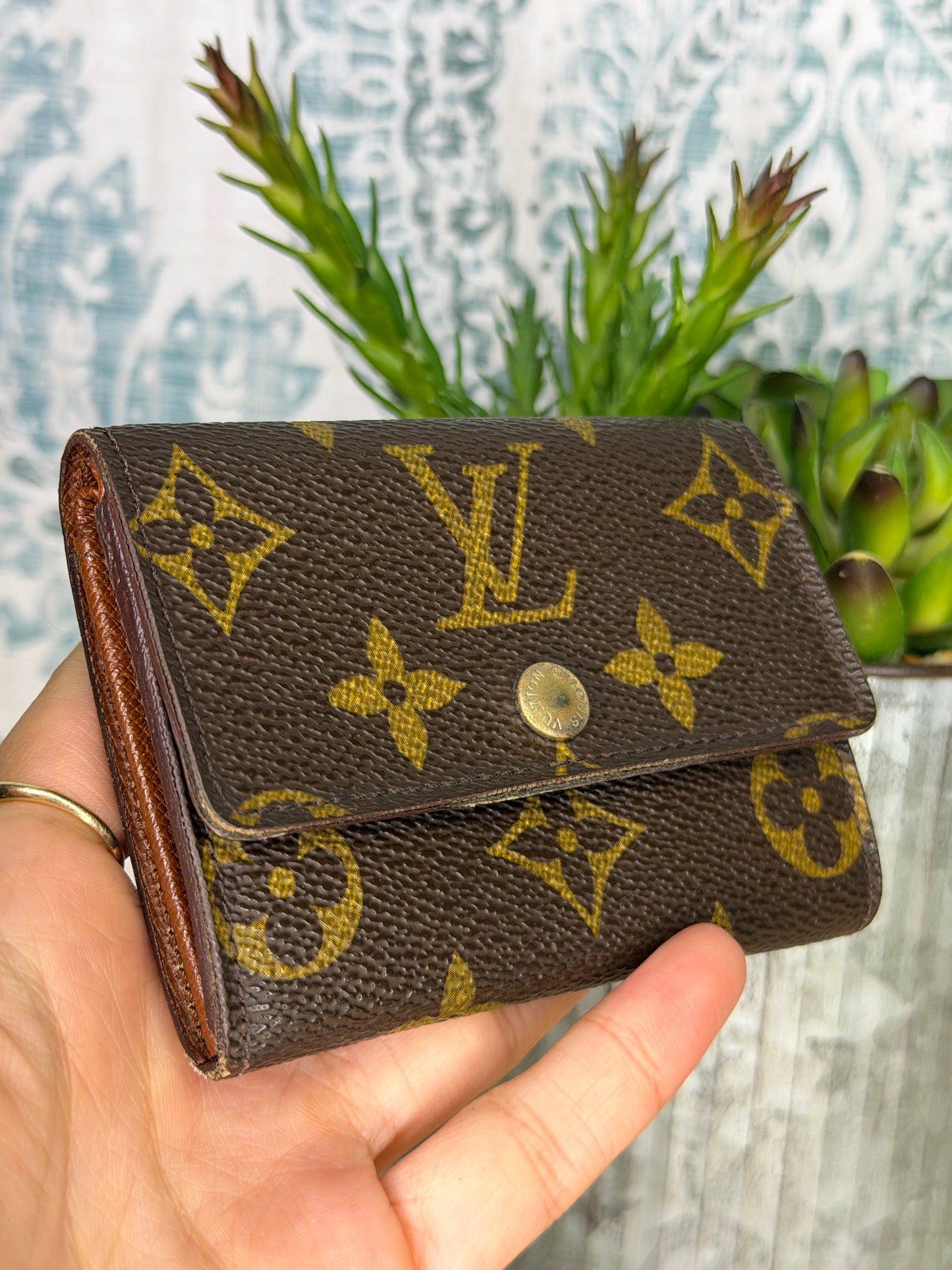 Louis Vuitton Porte Monnaie Plat Monogram Card Case #1