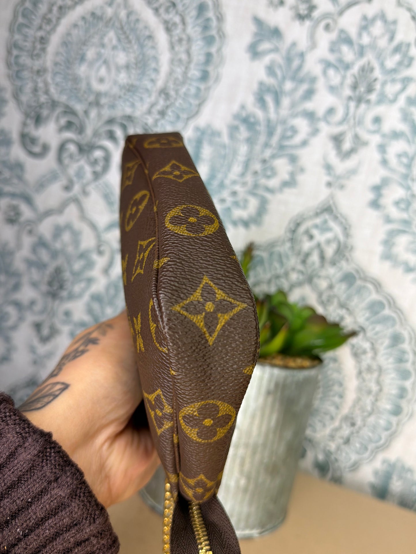 Louis Vuitton Monogram Bucket Pochette #4