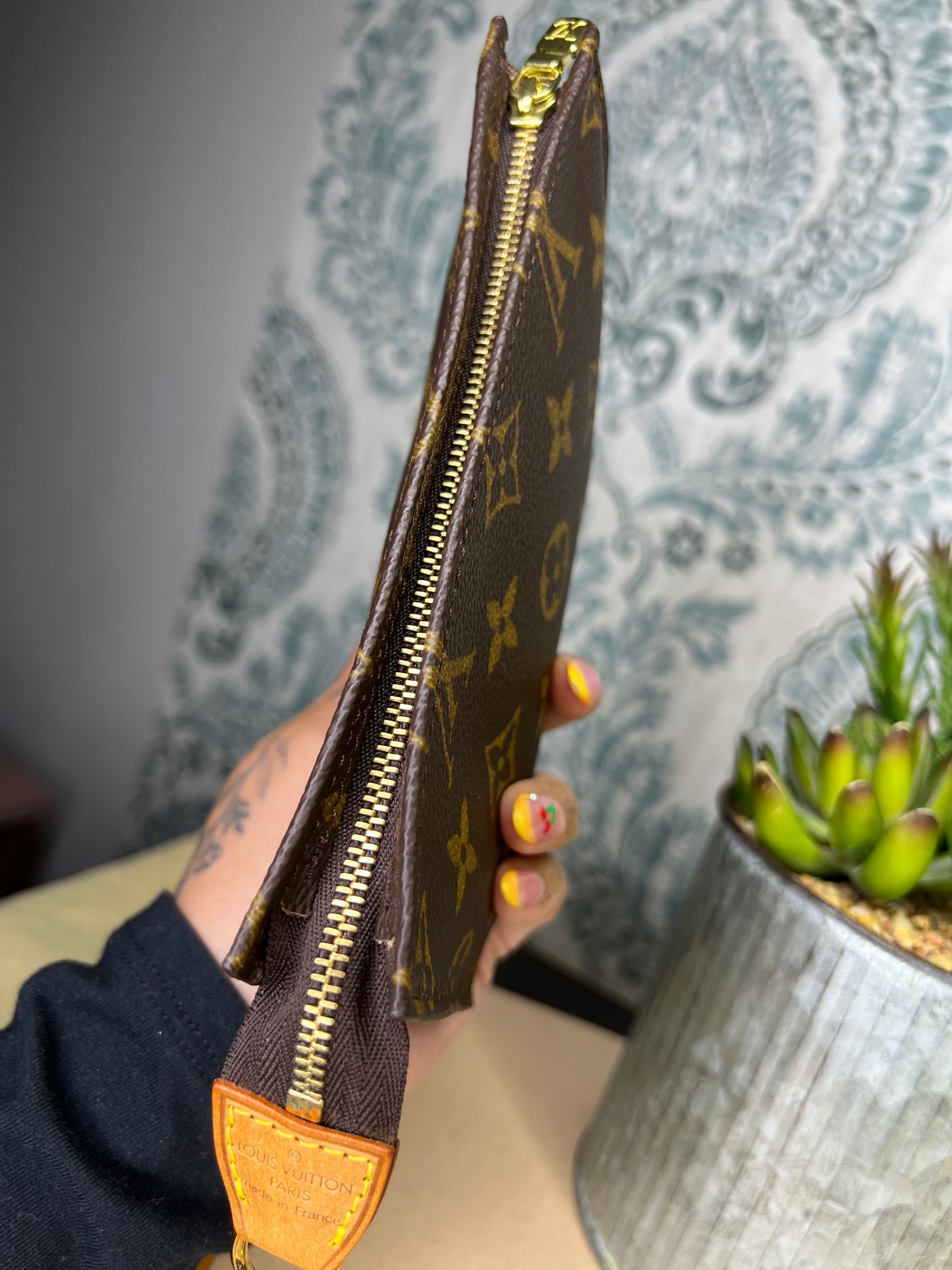 Louis Vuitton Bucket PM Pouch