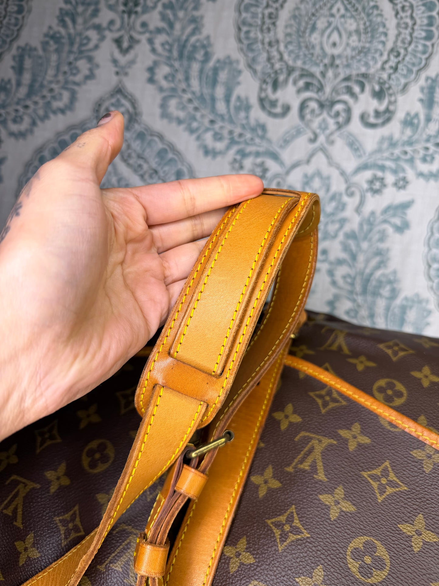 Louis Vuitton Saumur 35