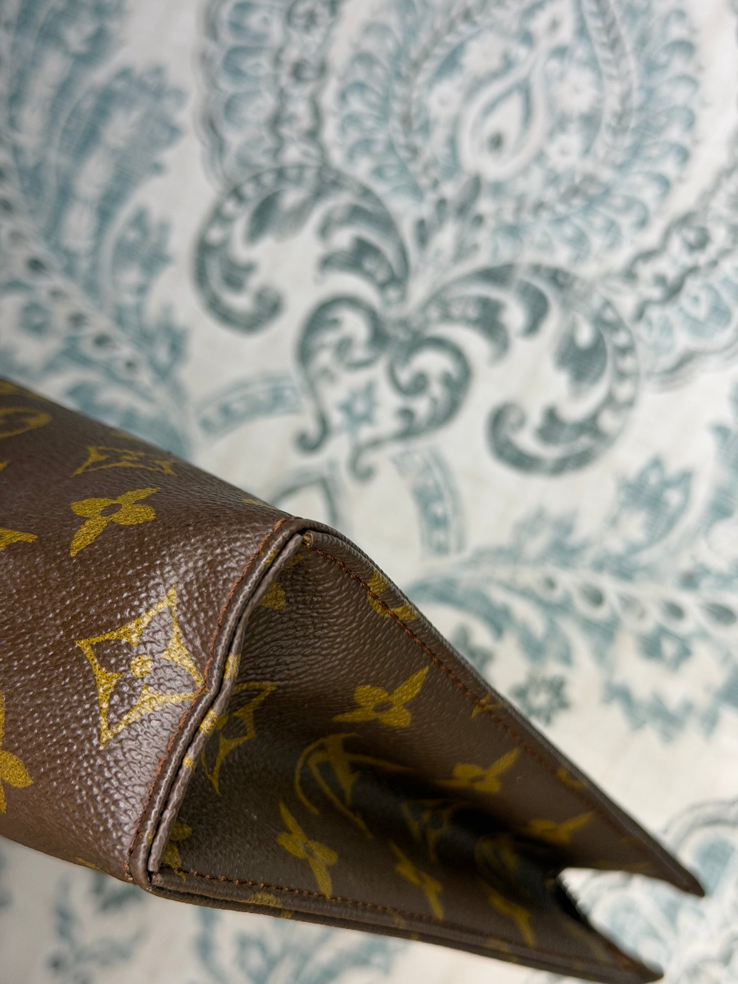 Louis Vuitton Toiletry 26 #2 (needs new zipper)
