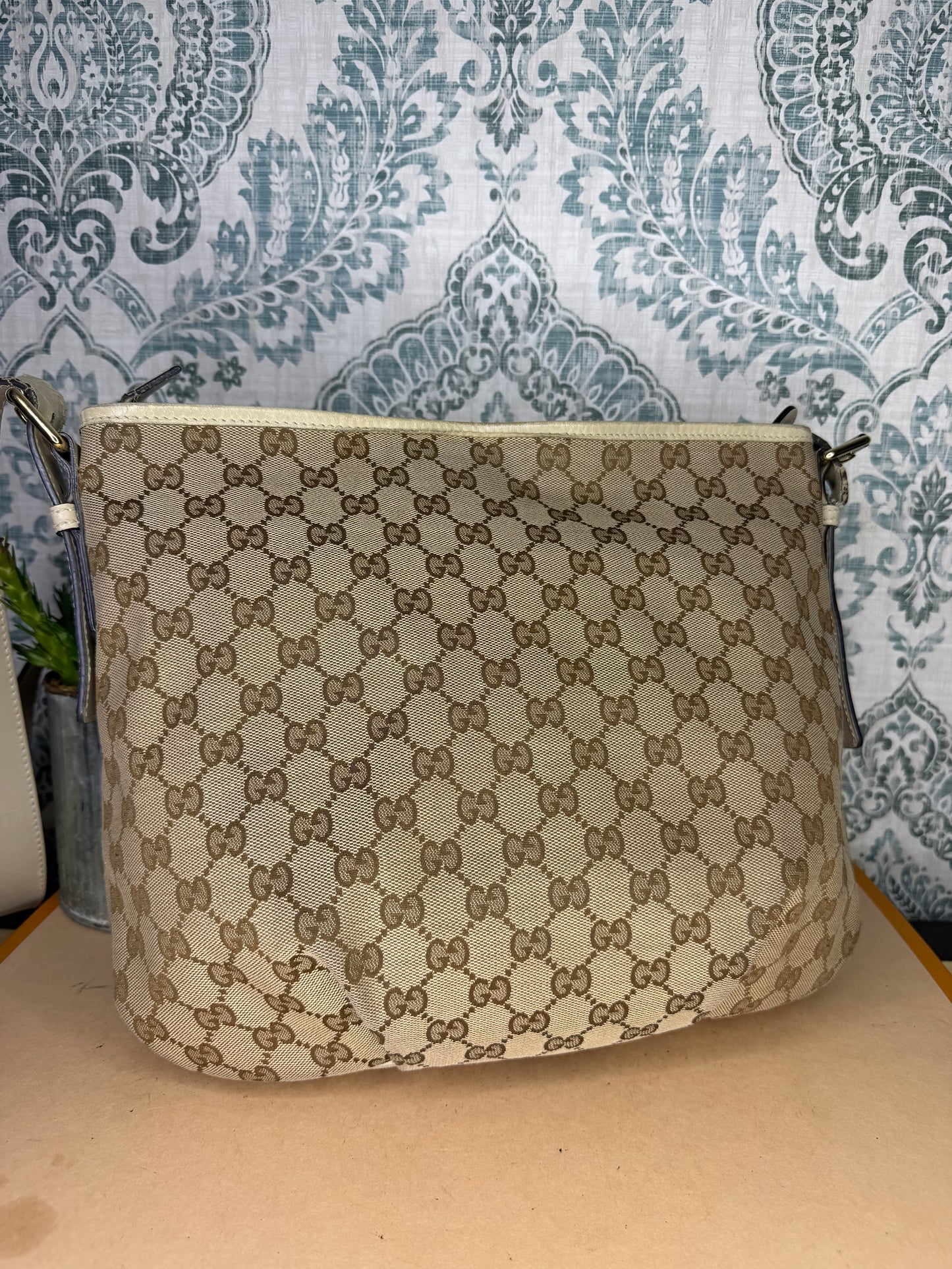 Gucci Canvas GG Beige Crossbody