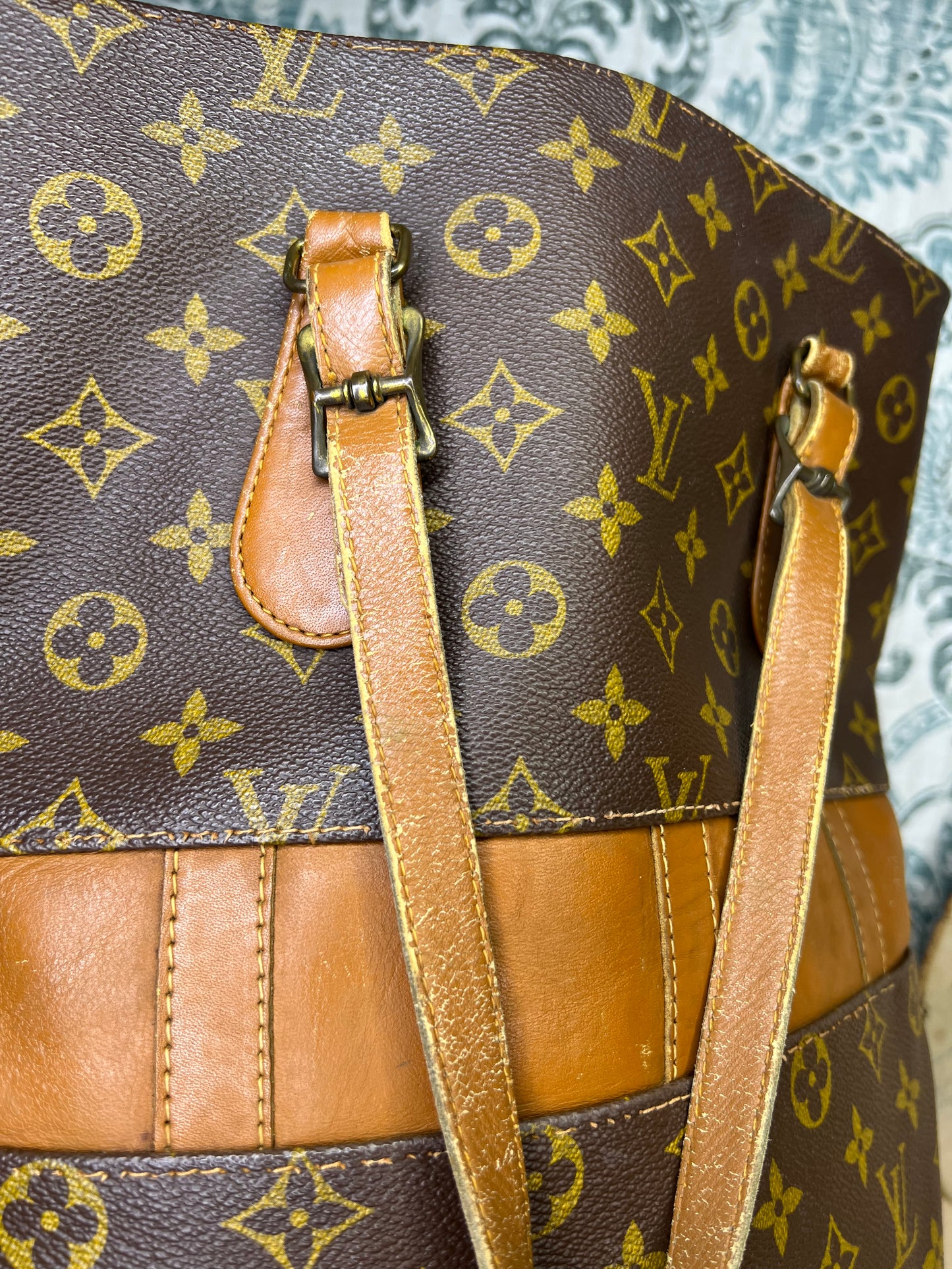Louis Vuitton French Company Bucket GM