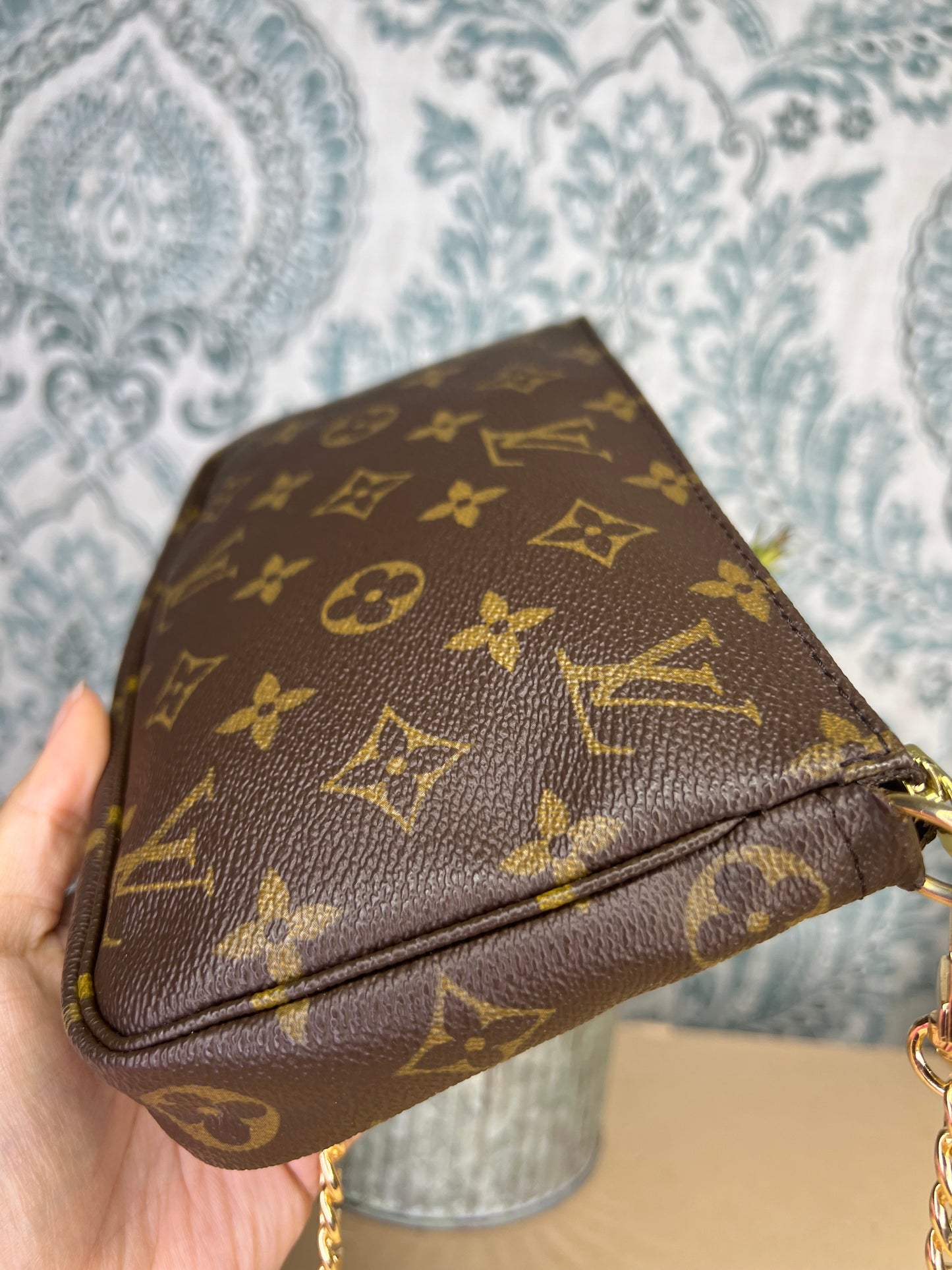 Louis Vuitton Pochette Accessoires