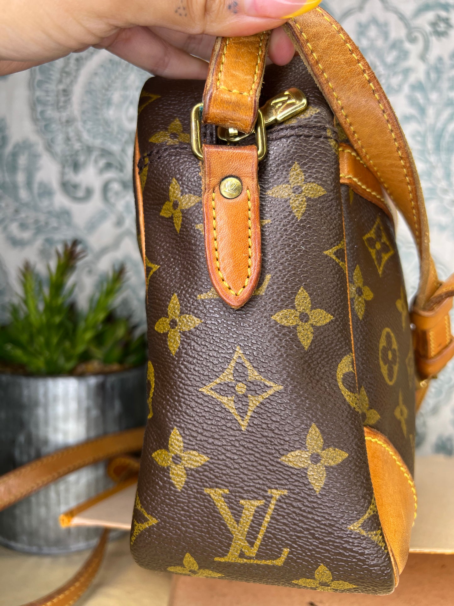 Louis Vuitton Trocadero 30