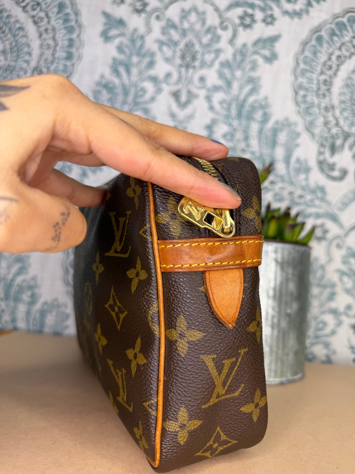 Louis Vuitton Compiegne 23