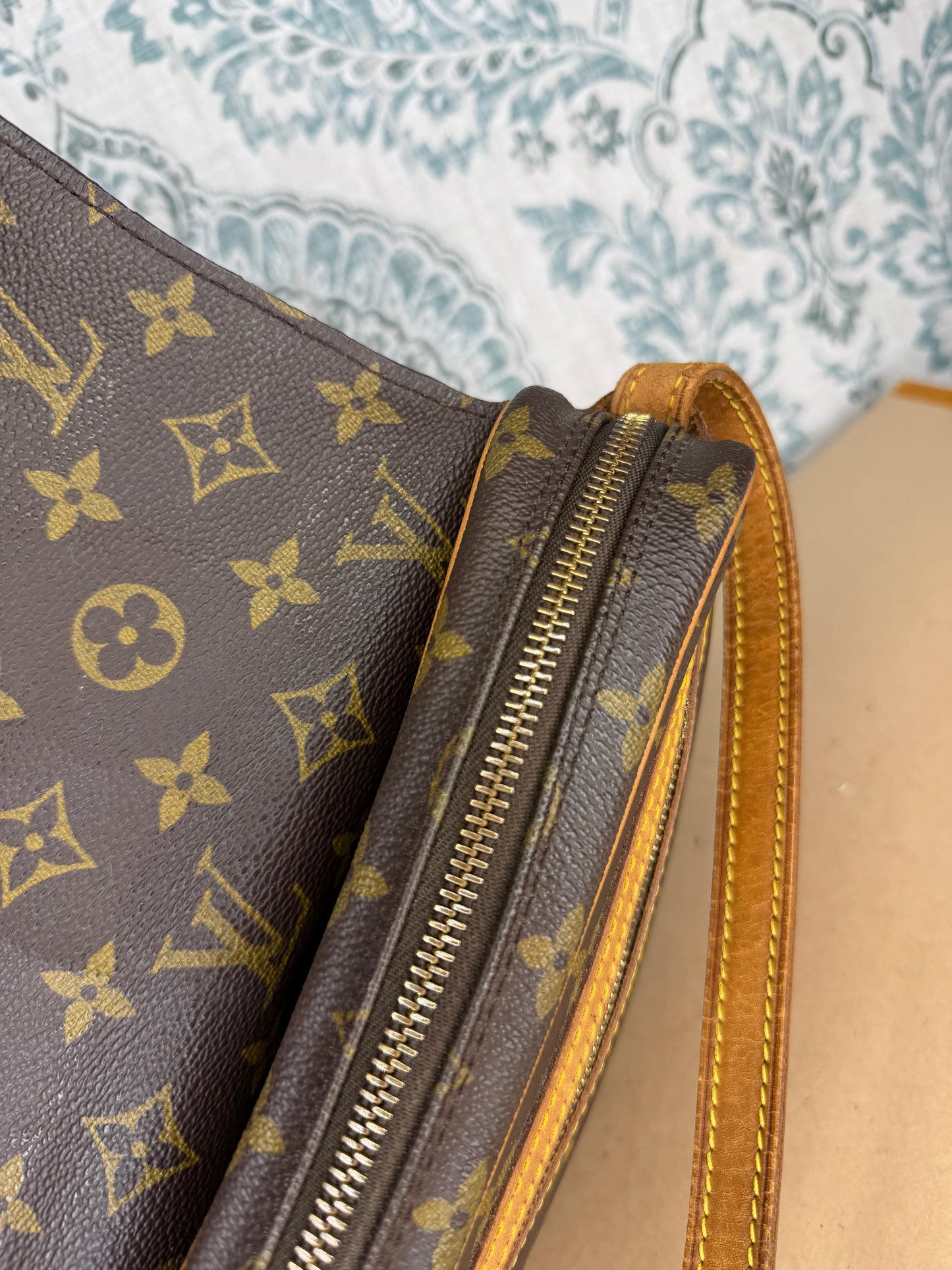 Louis Vuitton Saint Germain 24