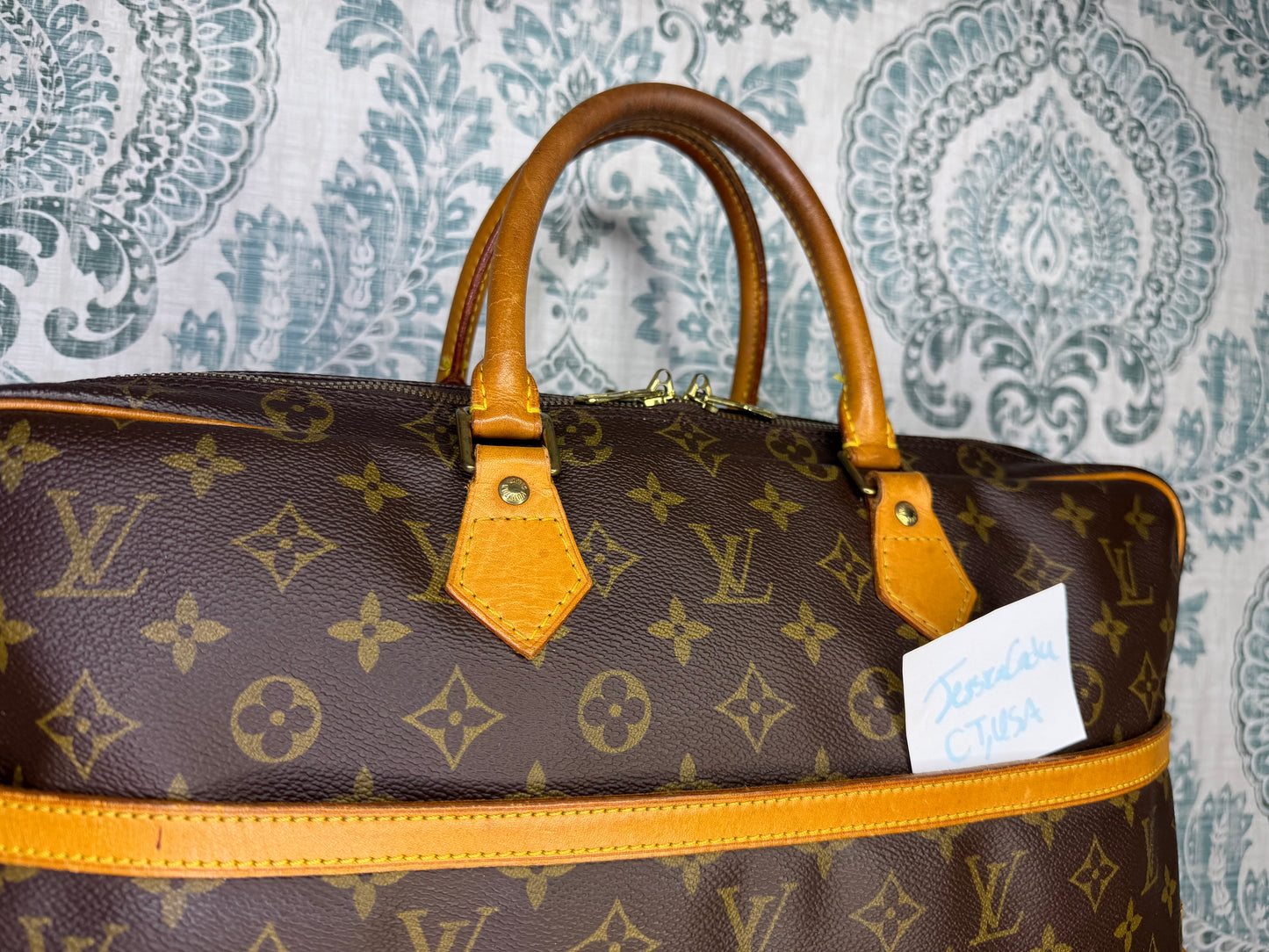 Louis Vuitton Porte Documents Voyage GM