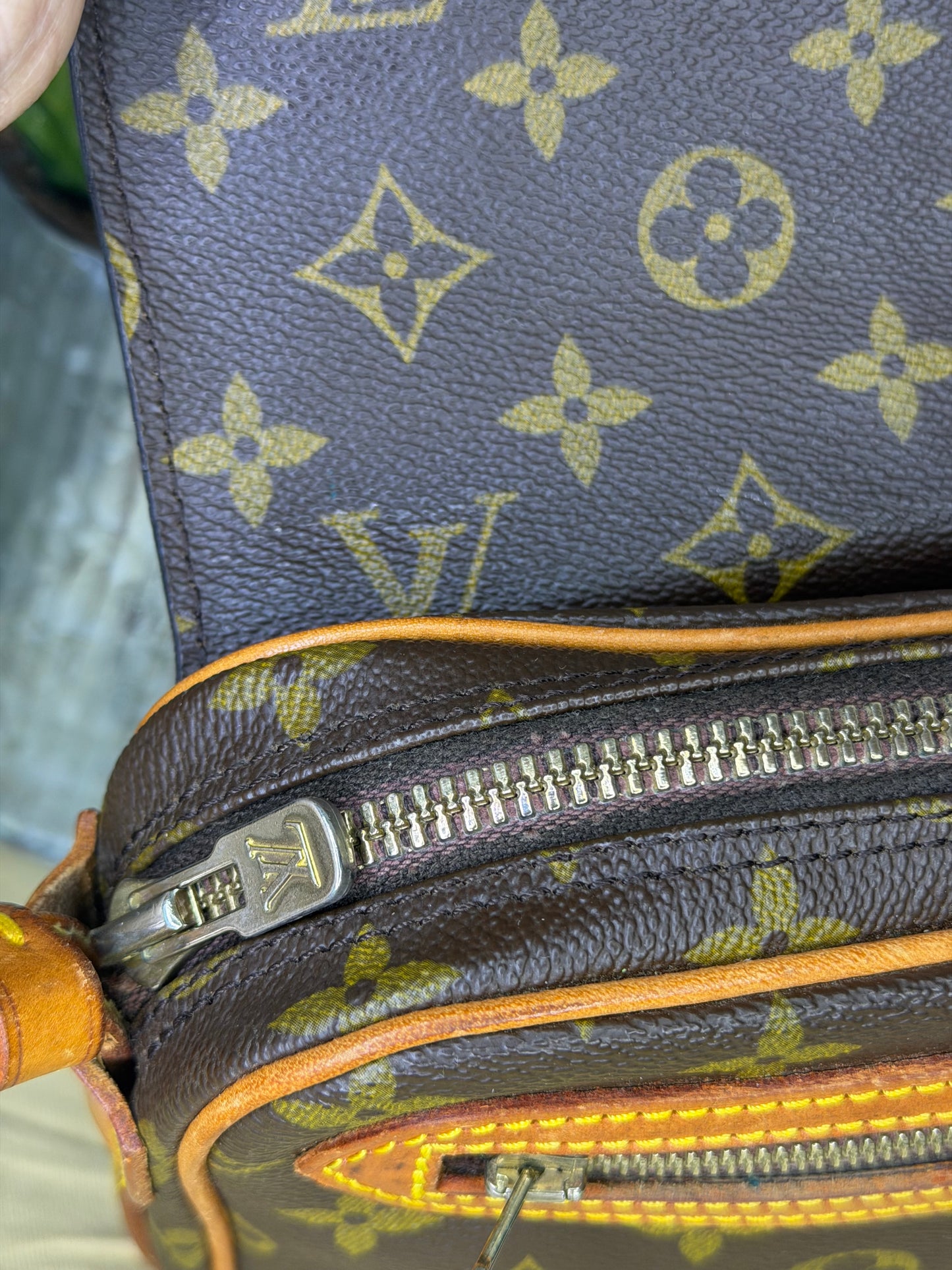 Louis Vuitton Saint Germain 24