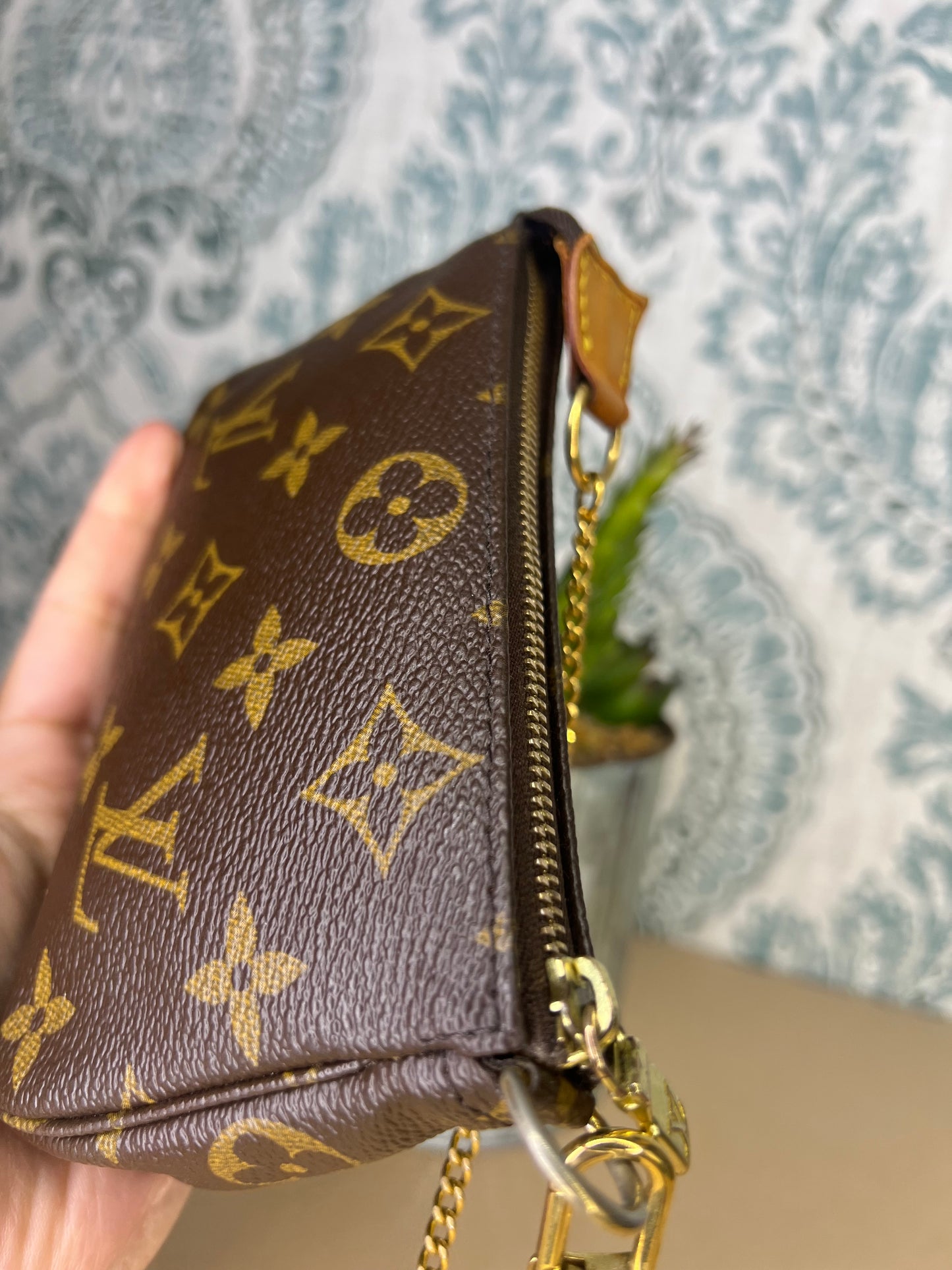 Louis Vuitton Mini Pochette