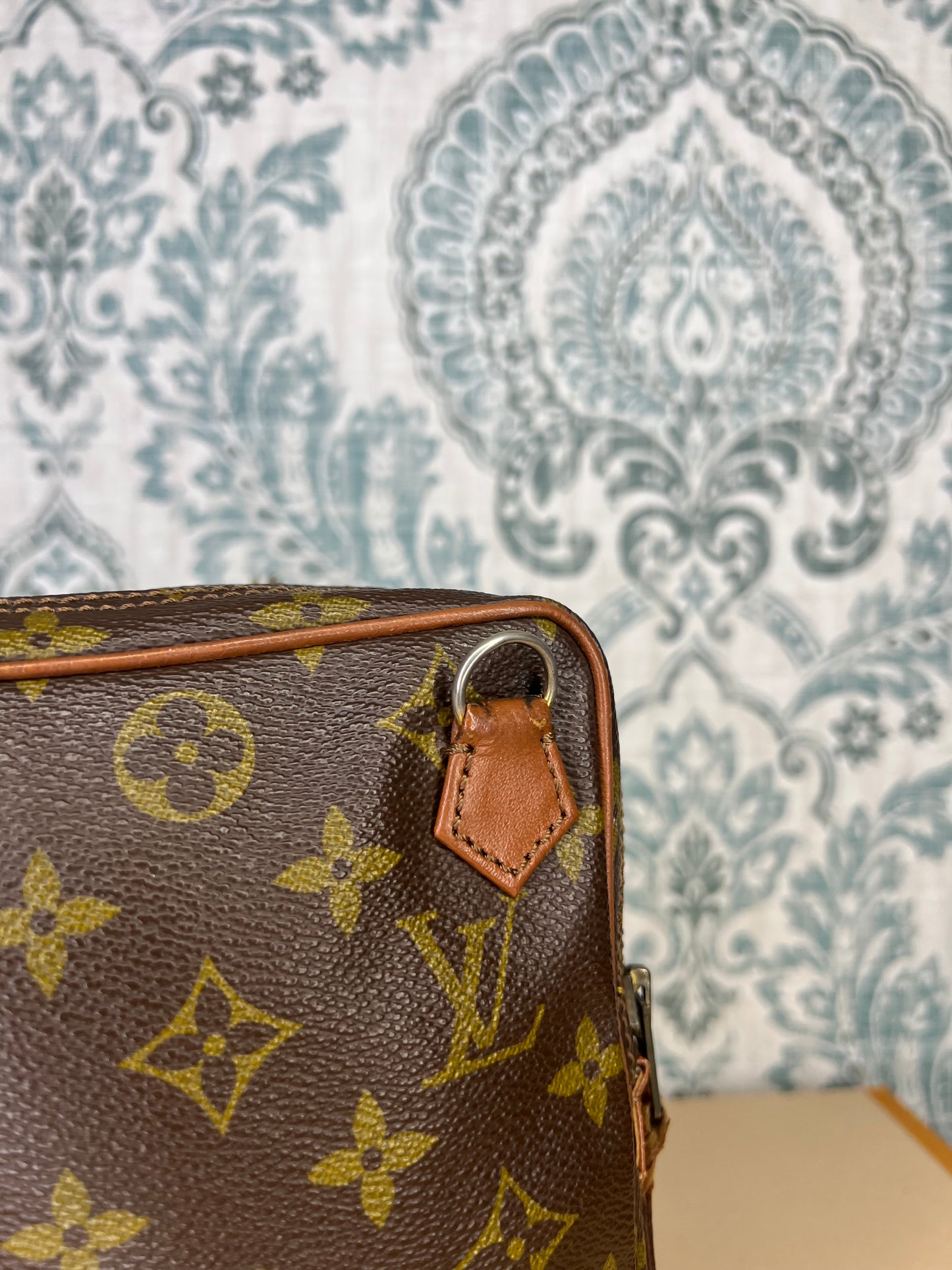 Louis Vuitton Vintage Amazon (project)