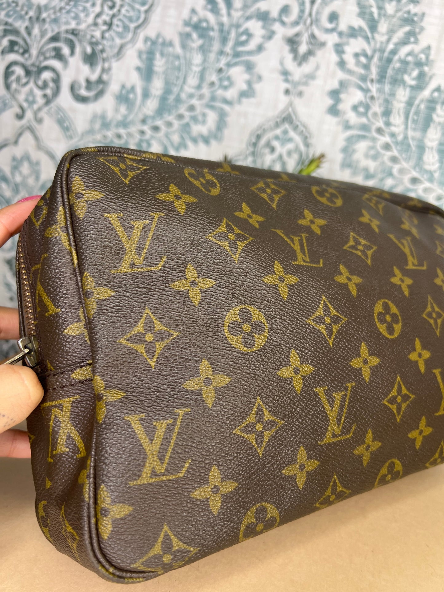 Louis Vuitton Trousse 28