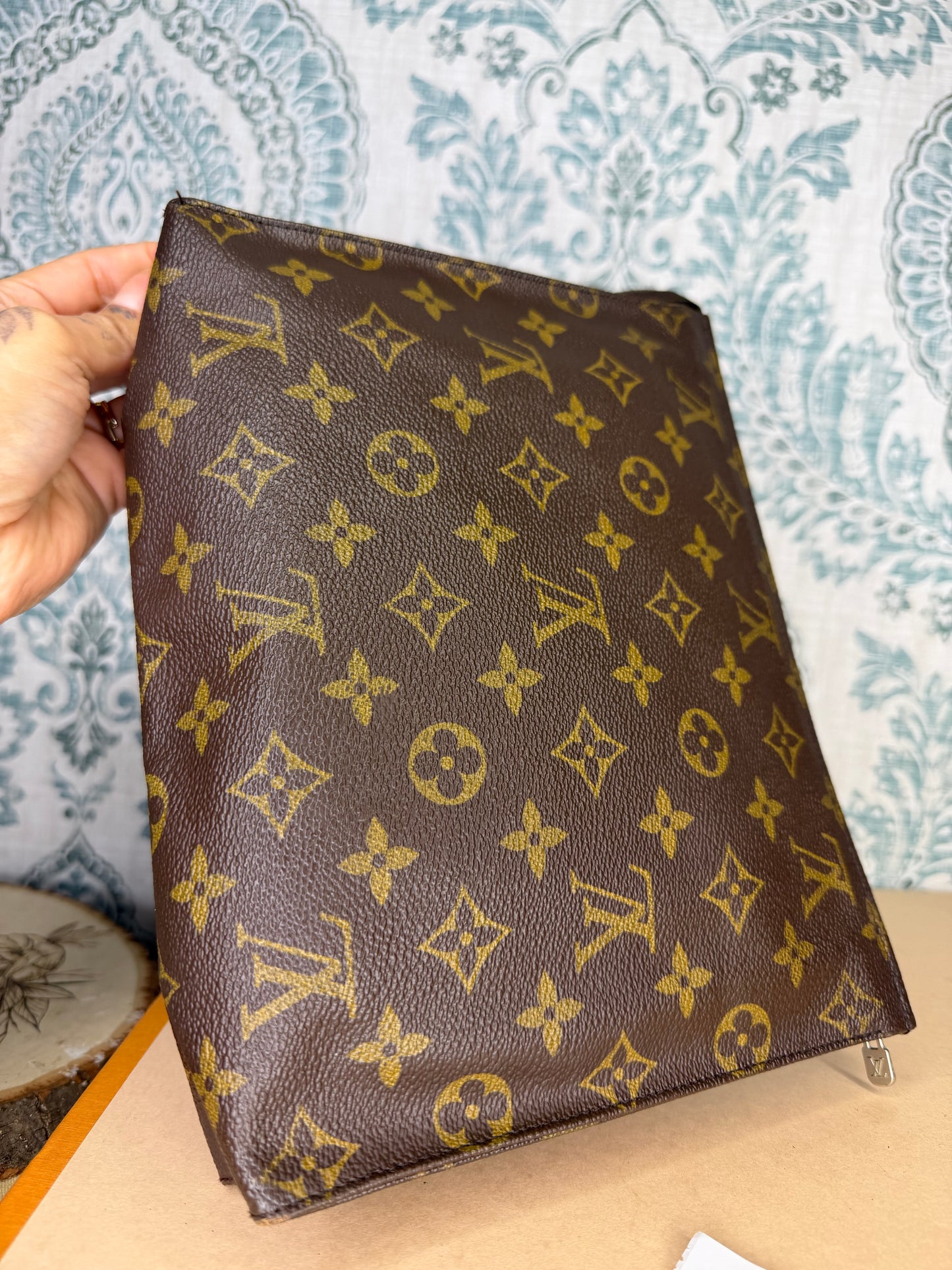 Louis Vuitton Toiletry 26 #3 (needs new zipper)