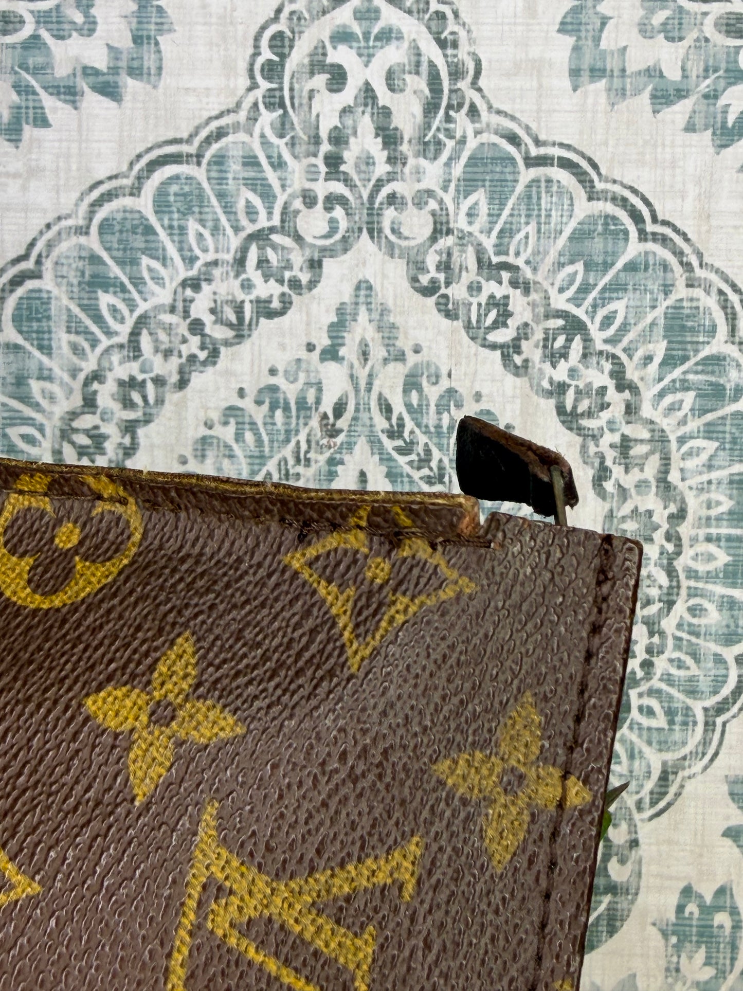 Louis Vuitton Monogram Toiletry 26 (damaged/project)